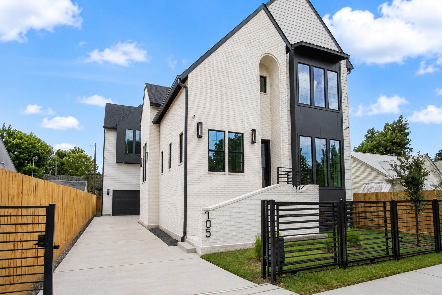 705 Walton Street, Houston, TX 77009 705 Walton Street, Houston, TX 77009