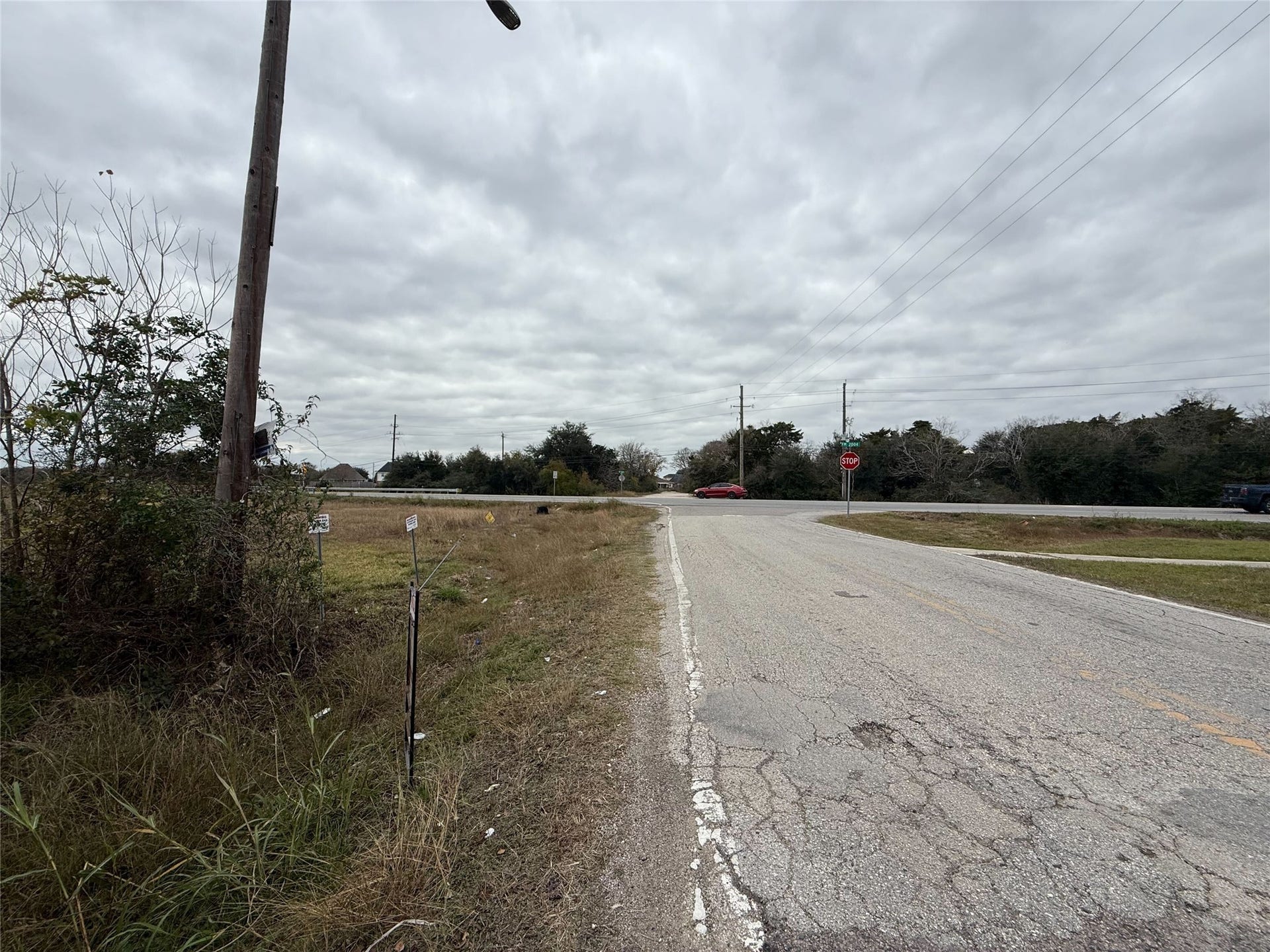 9015 Schiro Rd, Hitchcock, TX 77563 9015 Schiro Rd, Hitchcock, TX 77563