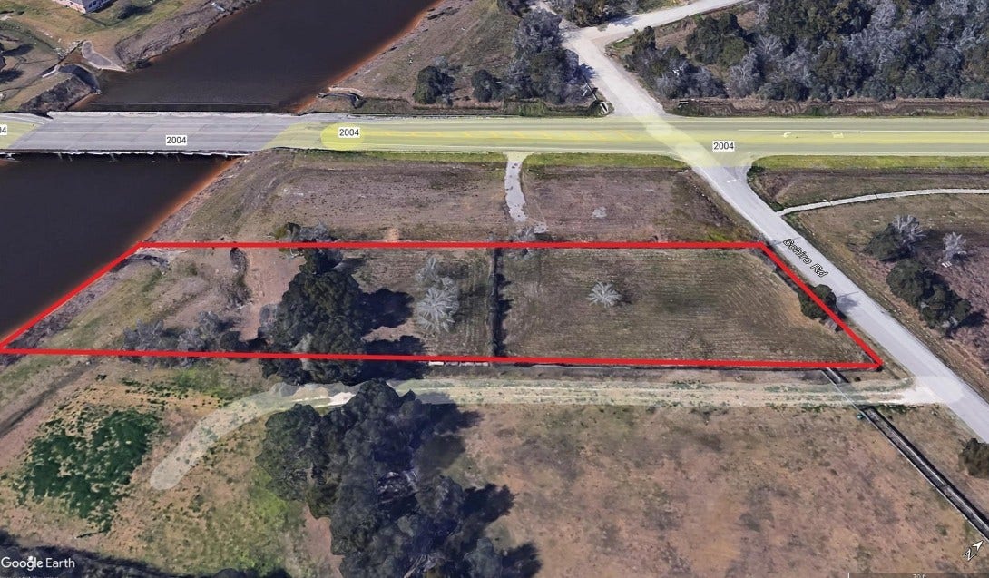 9015 Schiro Rd, Hitchcock, TX 77563 9015 Schiro Rd, Hitchcock, TX 77563
