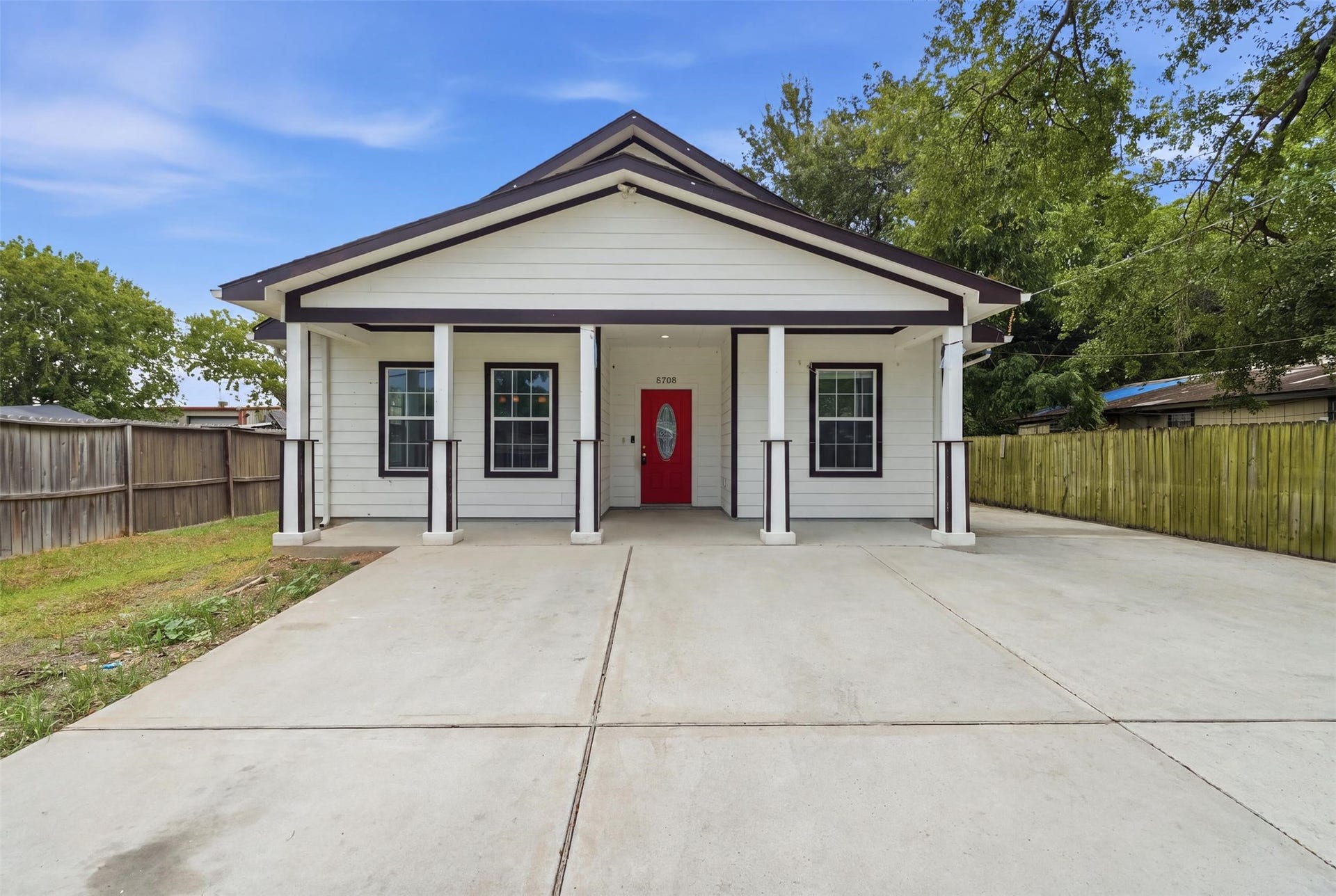 8708 Lawnridge Street, Houston, TX 77016 8708 Lawnridge Street, Houston, TX 77016