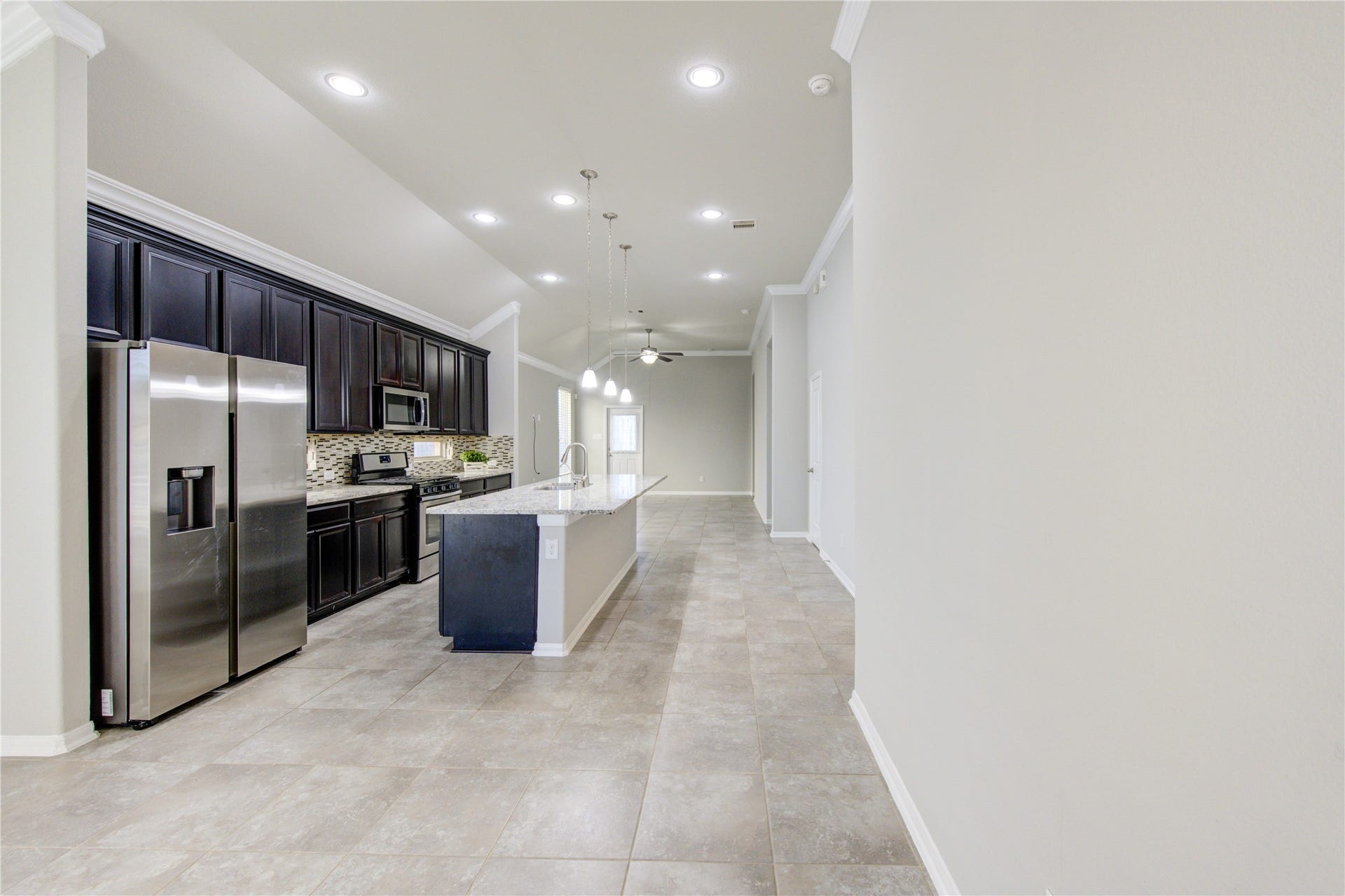 5314 Silver Ledge Drive, Katy, TX 77493 kitchen view