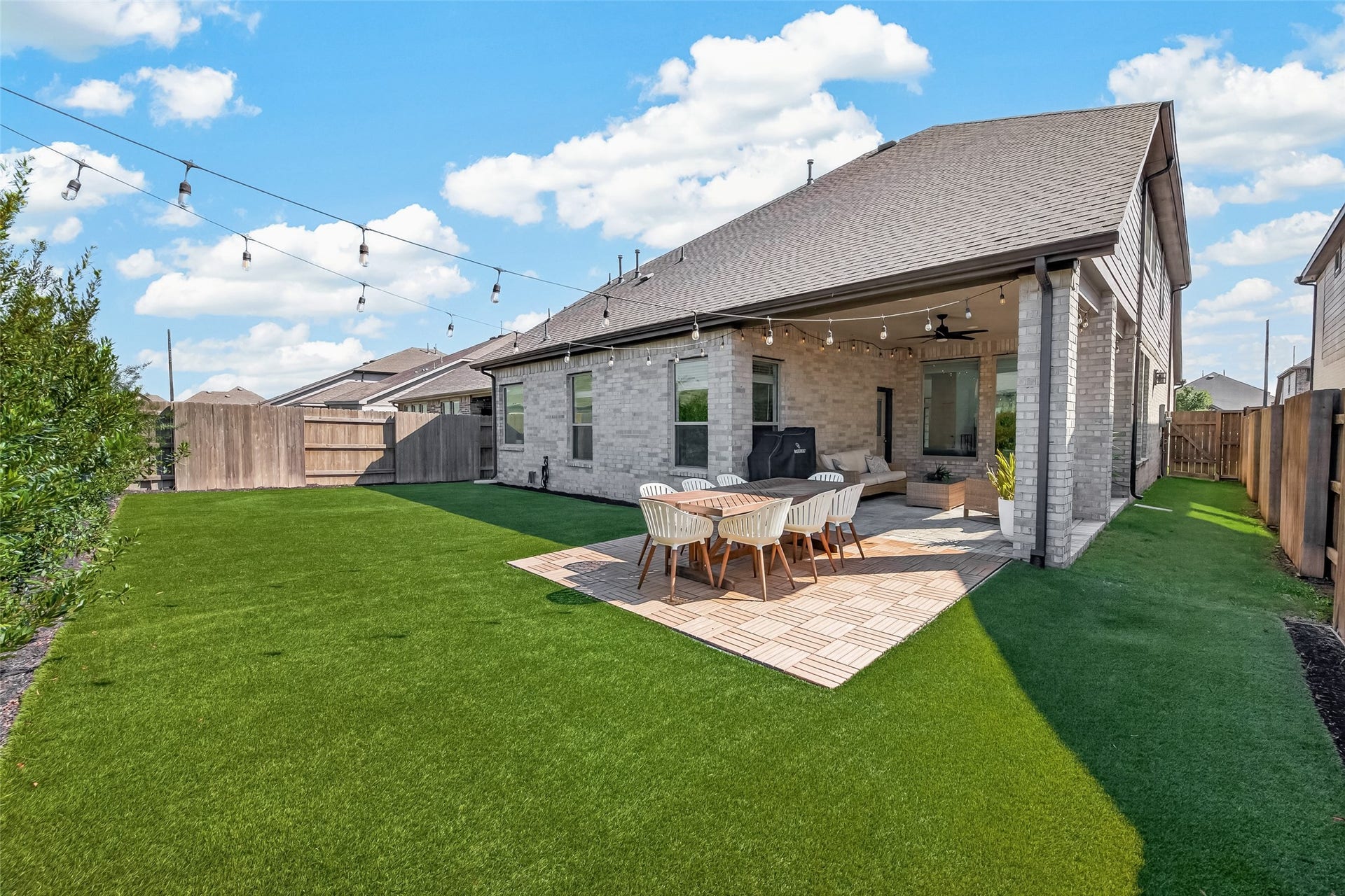 6007 Briarstone Crest Drive, Katy, TX 77493 6007 Briarstone Crest Drive, Katy, TX 77493