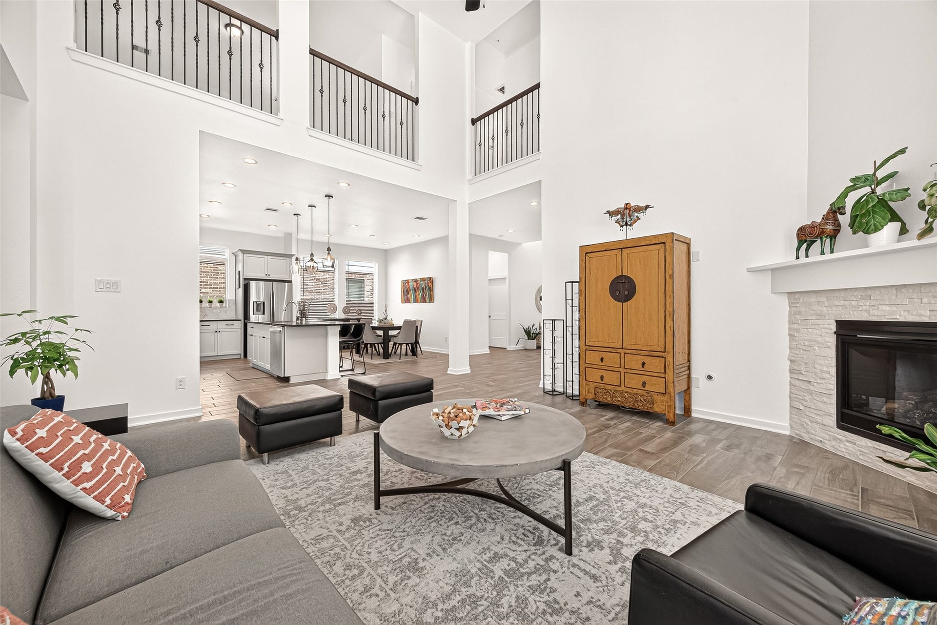 6007 Briarstone Crest Drive, Katy, TX 77493 6007 Briarstone Crest Drive, Katy, TX 77493