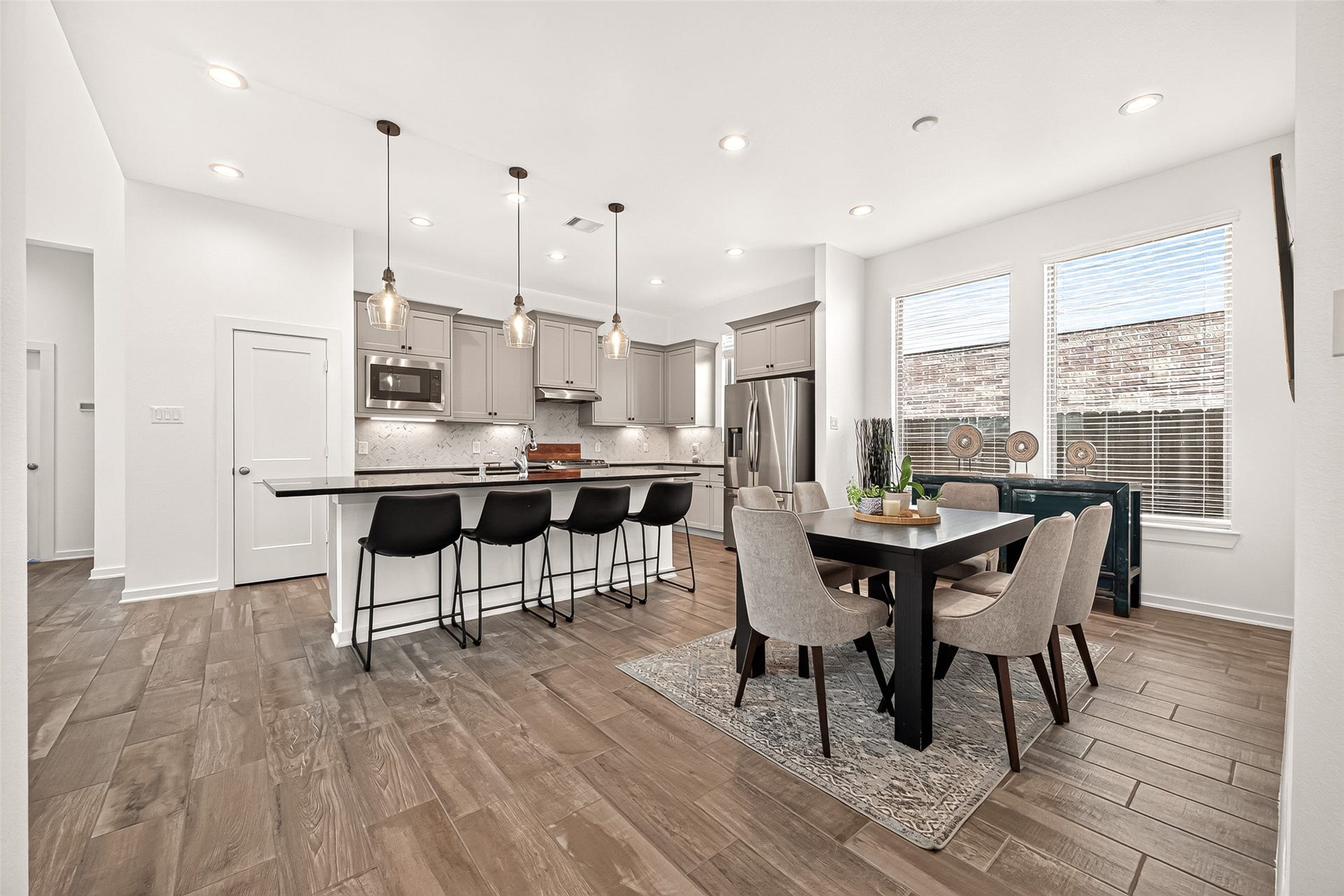 6007 Briarstone Crest Drive, Katy, TX 77493 6007 Briarstone Crest Drive, Katy, TX 77493