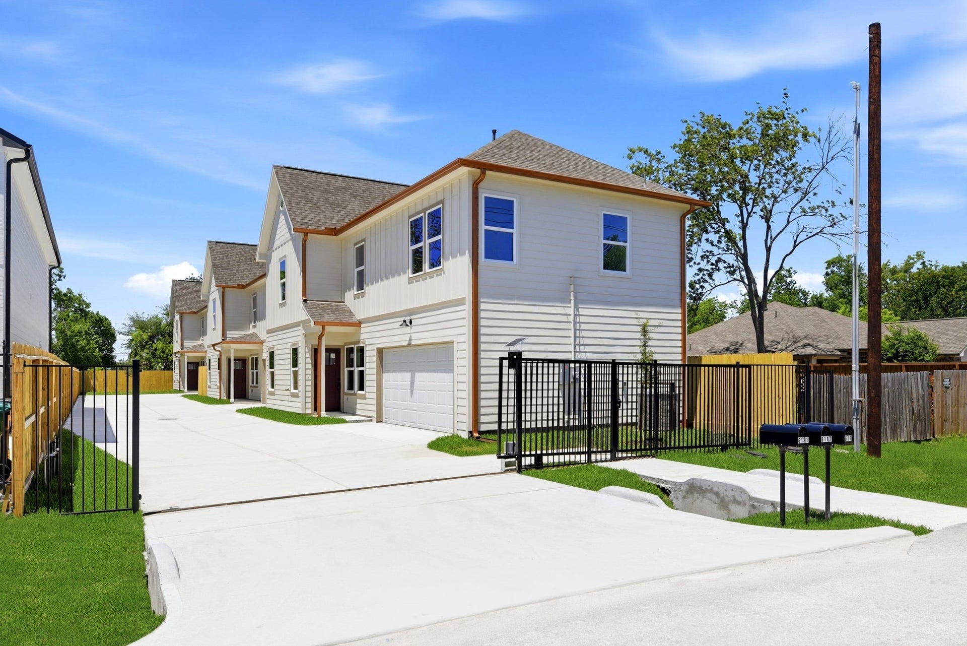 6117 Haight Street, Houston, TX 77028 Private gated entrance.
