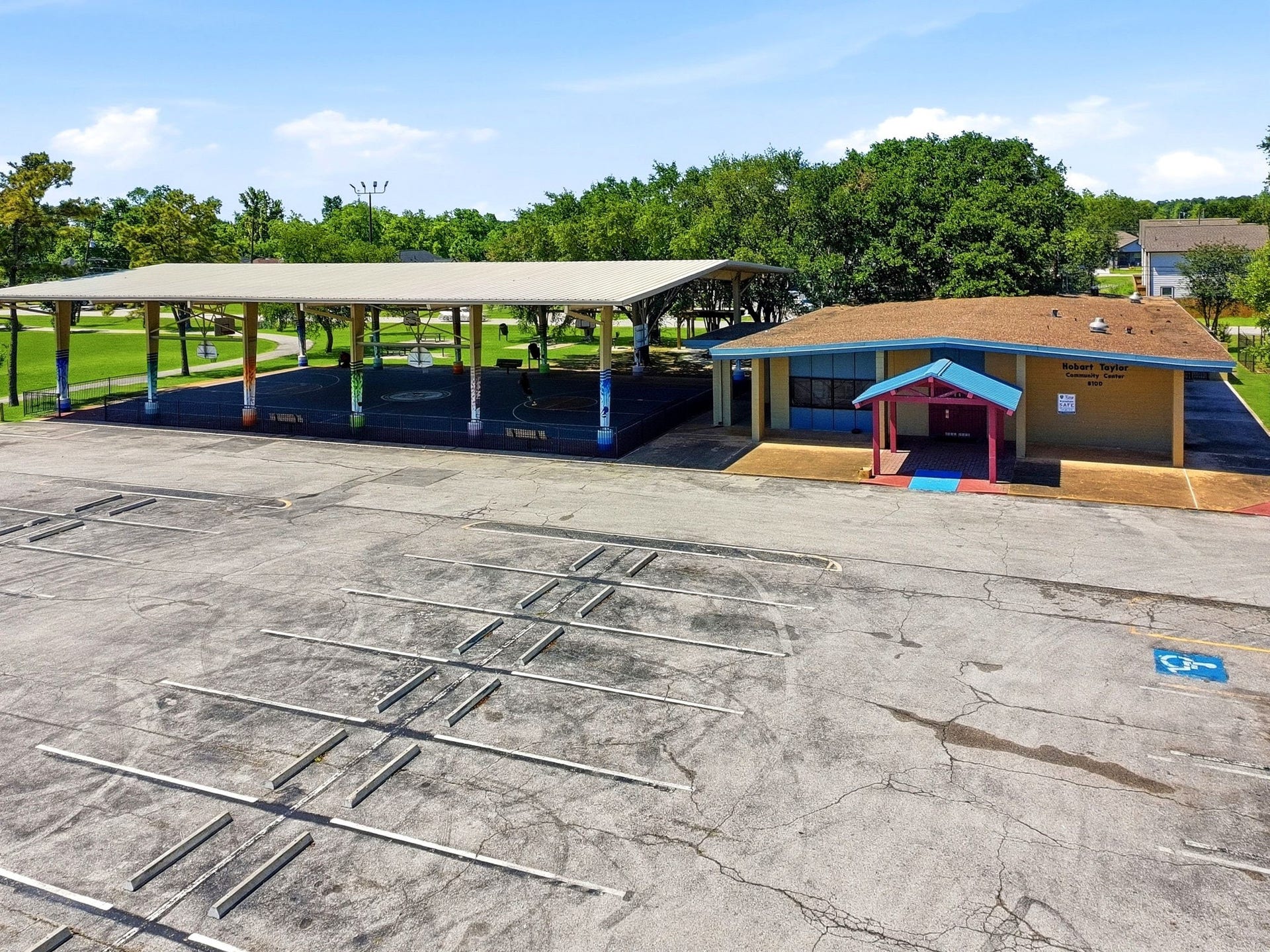 6117 Haight Street, Houston, TX 77028 6117 Haight Street, Houston, TX 77028