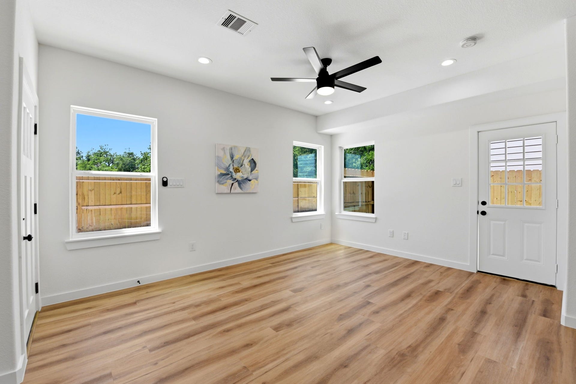 6117 Haight Street, Houston, TX 77028 6117 Haight Street, Houston, TX 77028