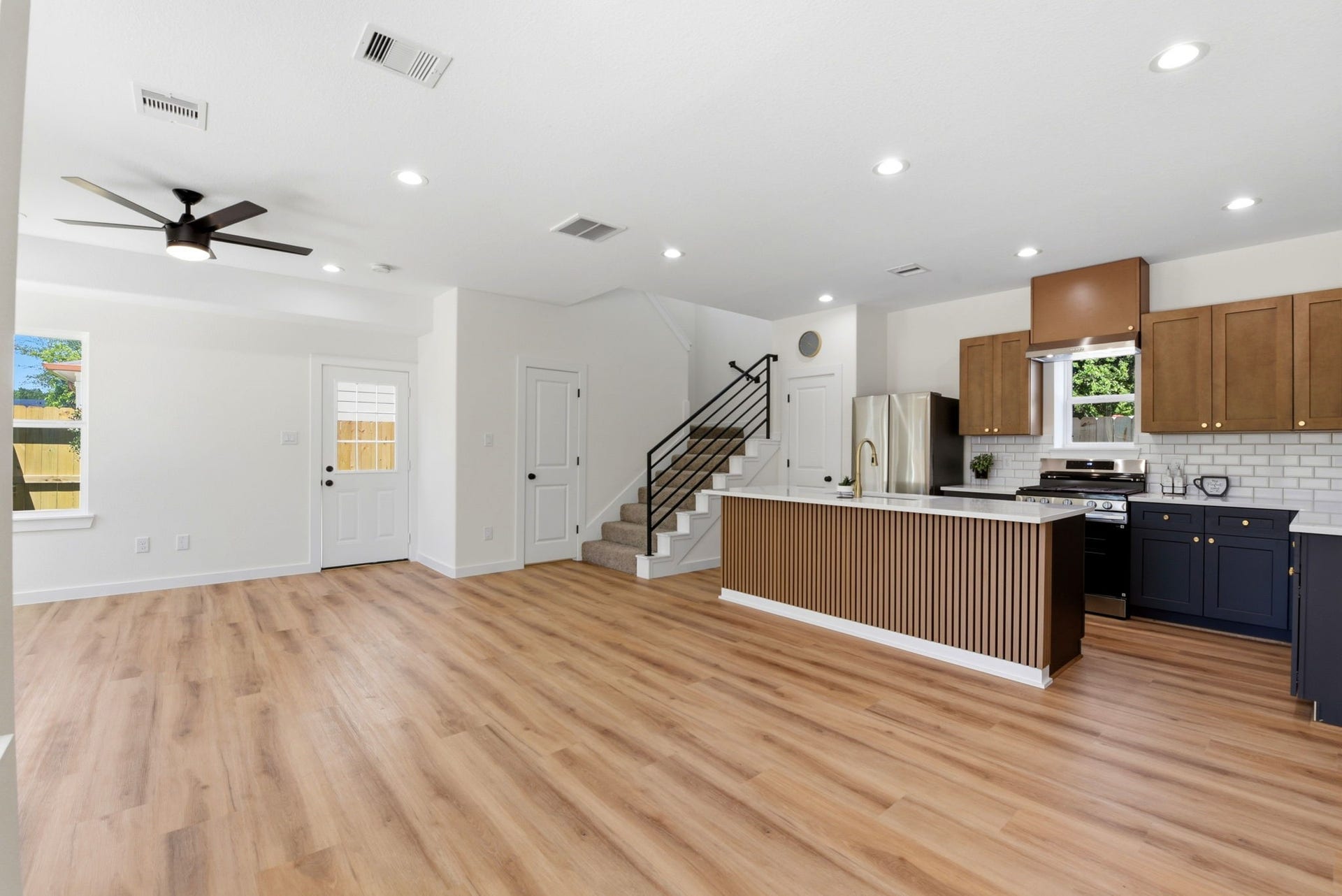 6117 Haight Street, Houston, TX 77028 6117 Haight Street, Houston, TX 77028