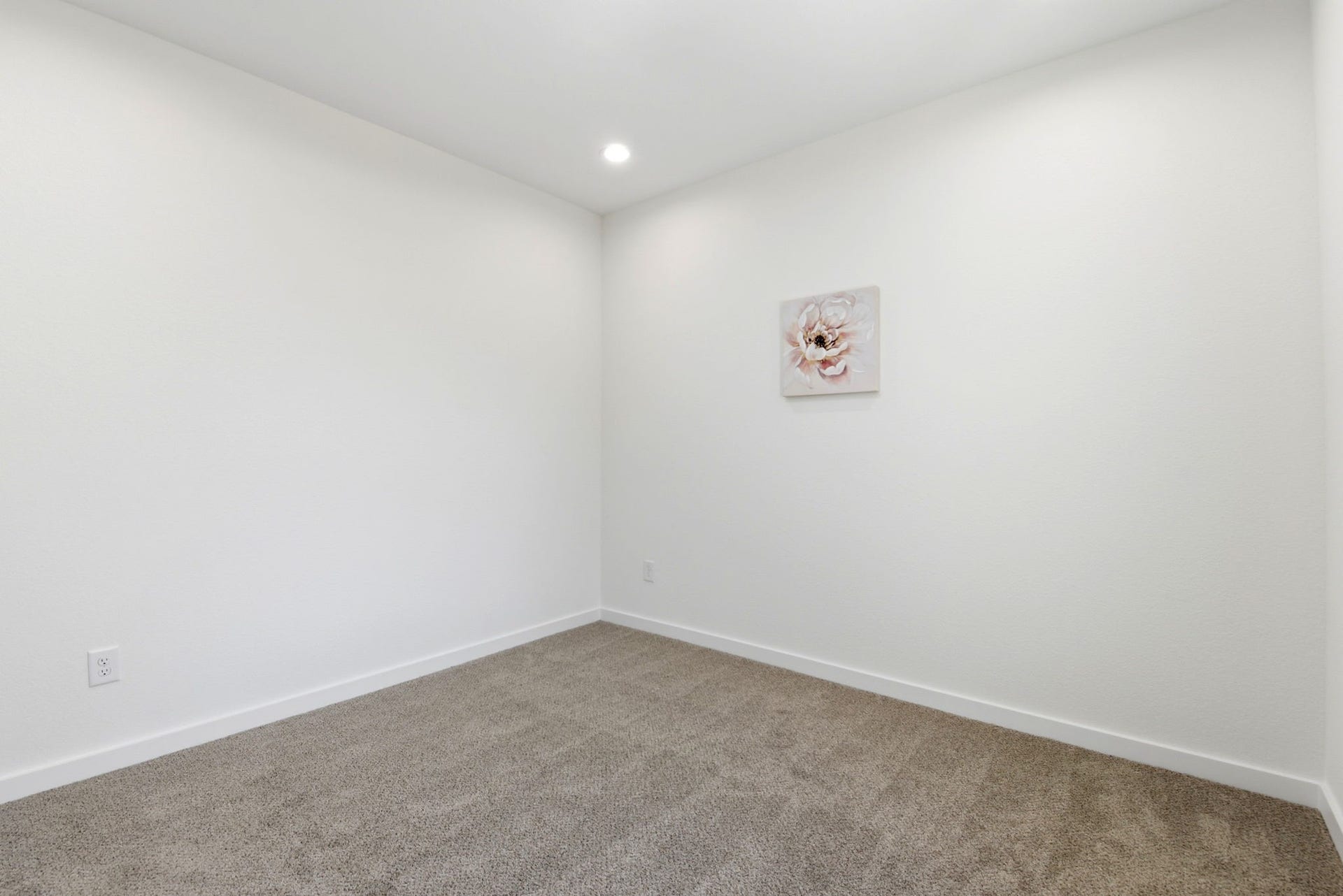 6117 Haight Street, Houston, TX 77028 Another angle of the secondary bedroom