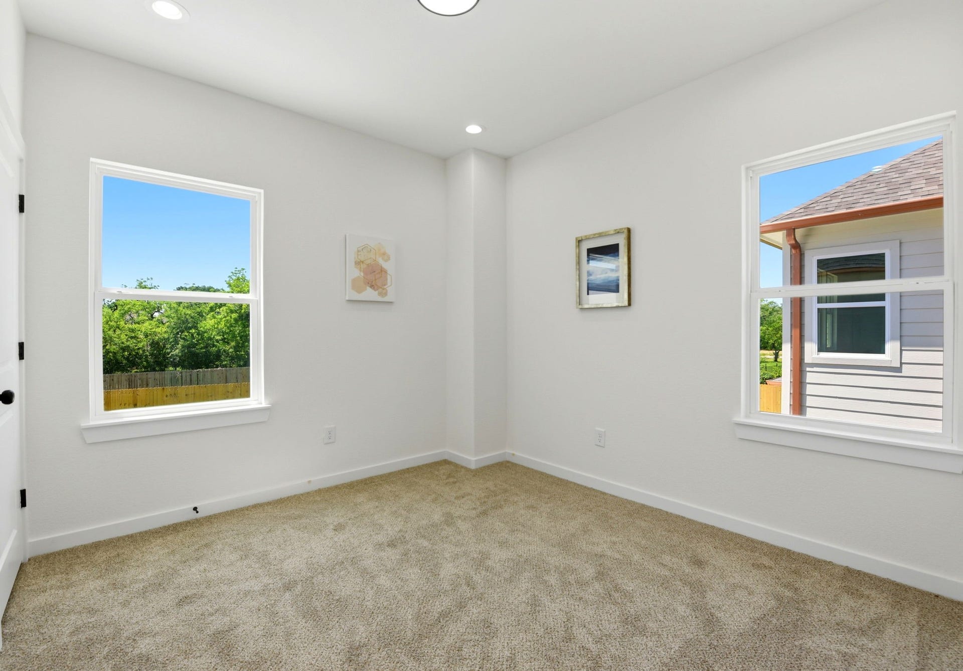 6117 Haight Street, Houston, TX 77028 Secondary bedroom