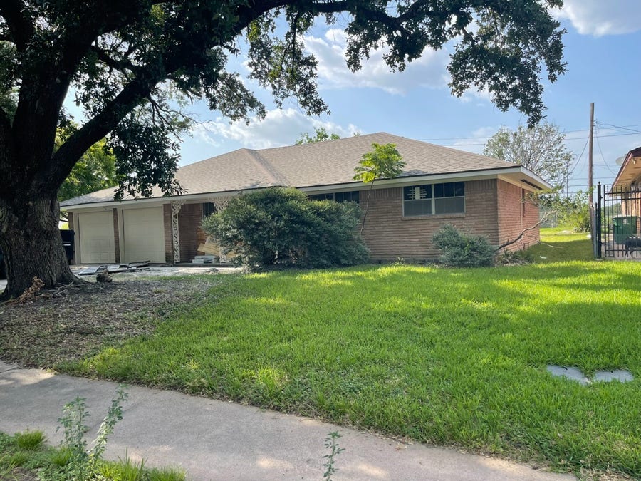 Property photo for 5818 Darlinghurst Drive, Houston, TX