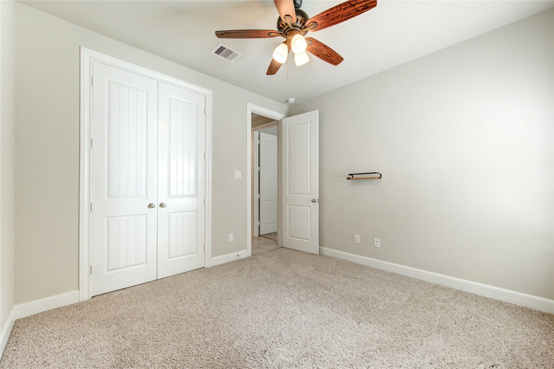 2334 Green Kale Drive, Richmond, TX 77406 View of secondary bedroom 1/2.