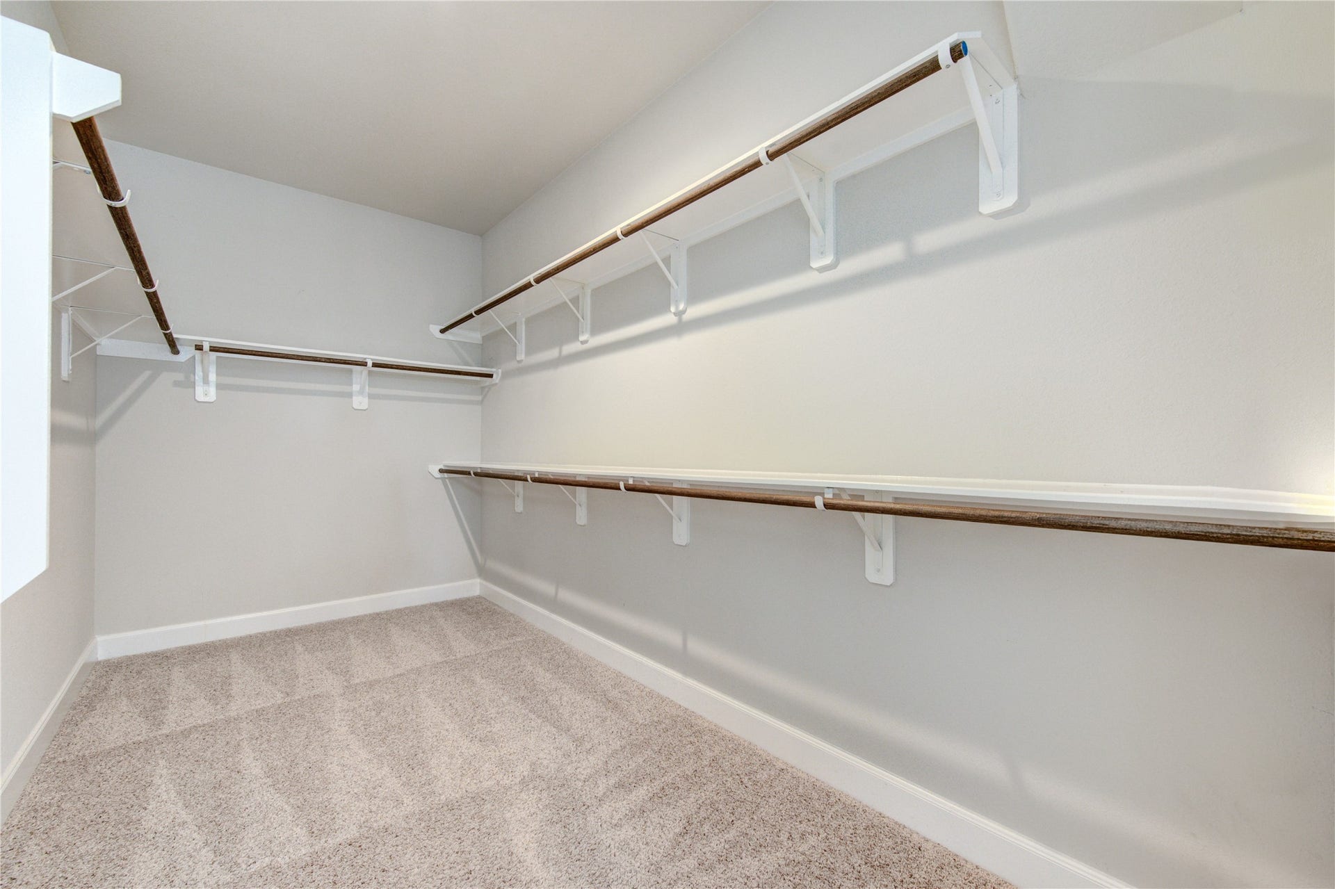 2334 Green Kale Drive, Richmond, TX 77406 A view of the primary closet.