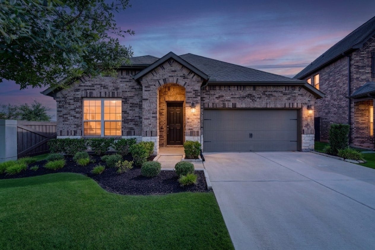 2334 Green Kale Drive, Richmond, TX 77406 Welcome home to 2334 Green Kale Dr in Harvest Green - Richmond, TX! The move-in ready home you've been looking for is here!