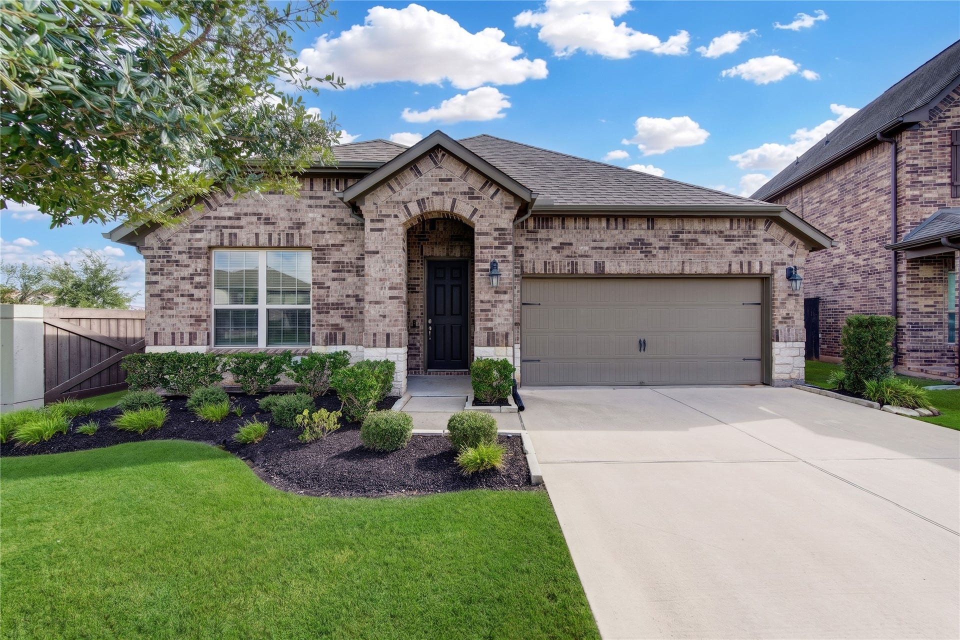 2334 Green Kale Drive, Richmond, TX 77406 2334 Green Kale Drive, Richmond, TX 77406
