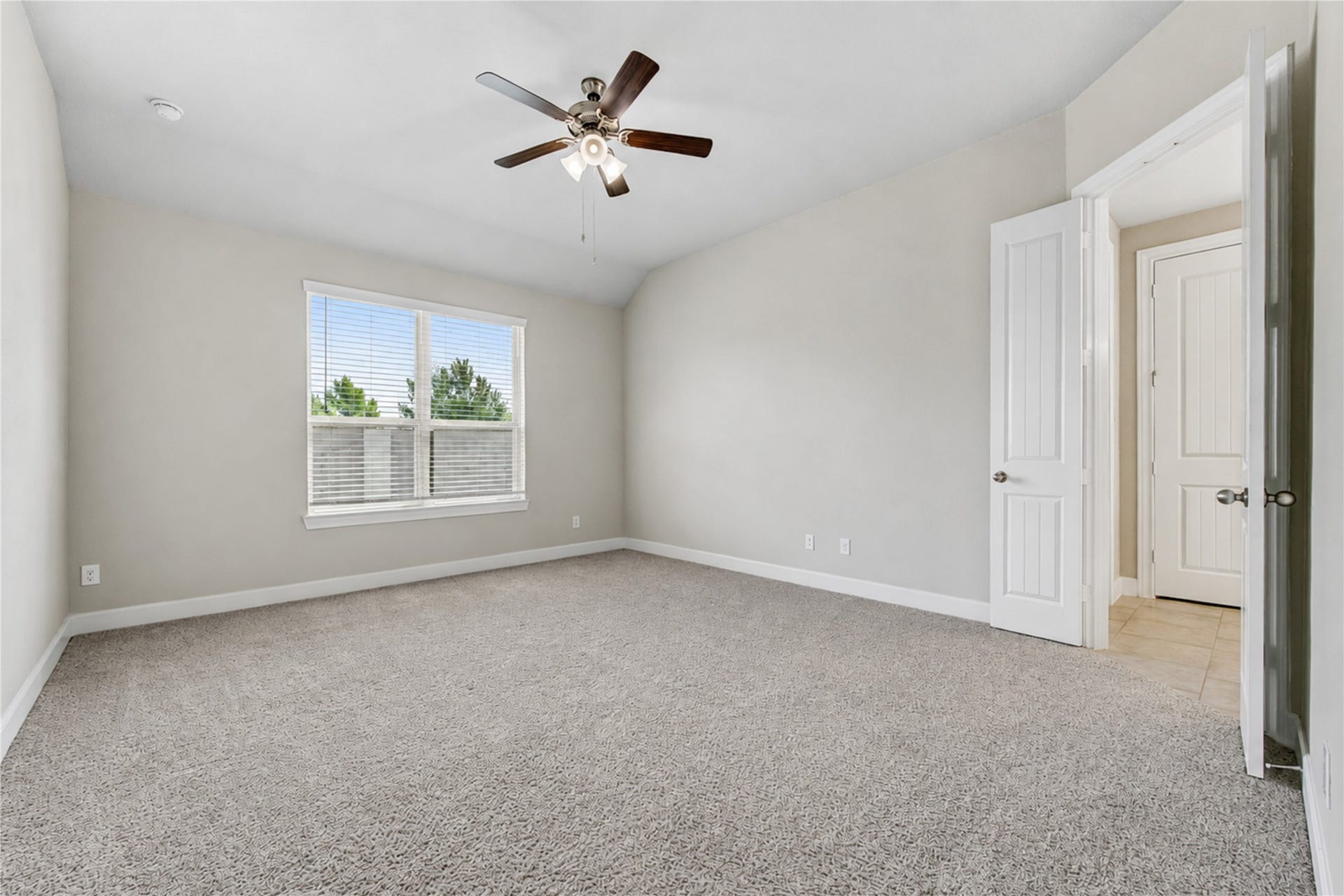 2334 Green Kale Drive, Richmond, TX 77406 Another view of the primary bedroom.