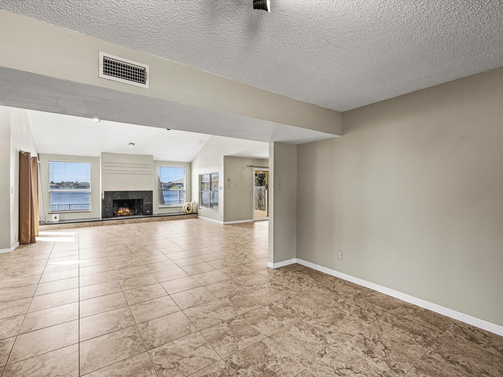 3013 Beluche Drive, Galveston, TX 77551 3013 Beluche Drive, Galveston, TX 77551
