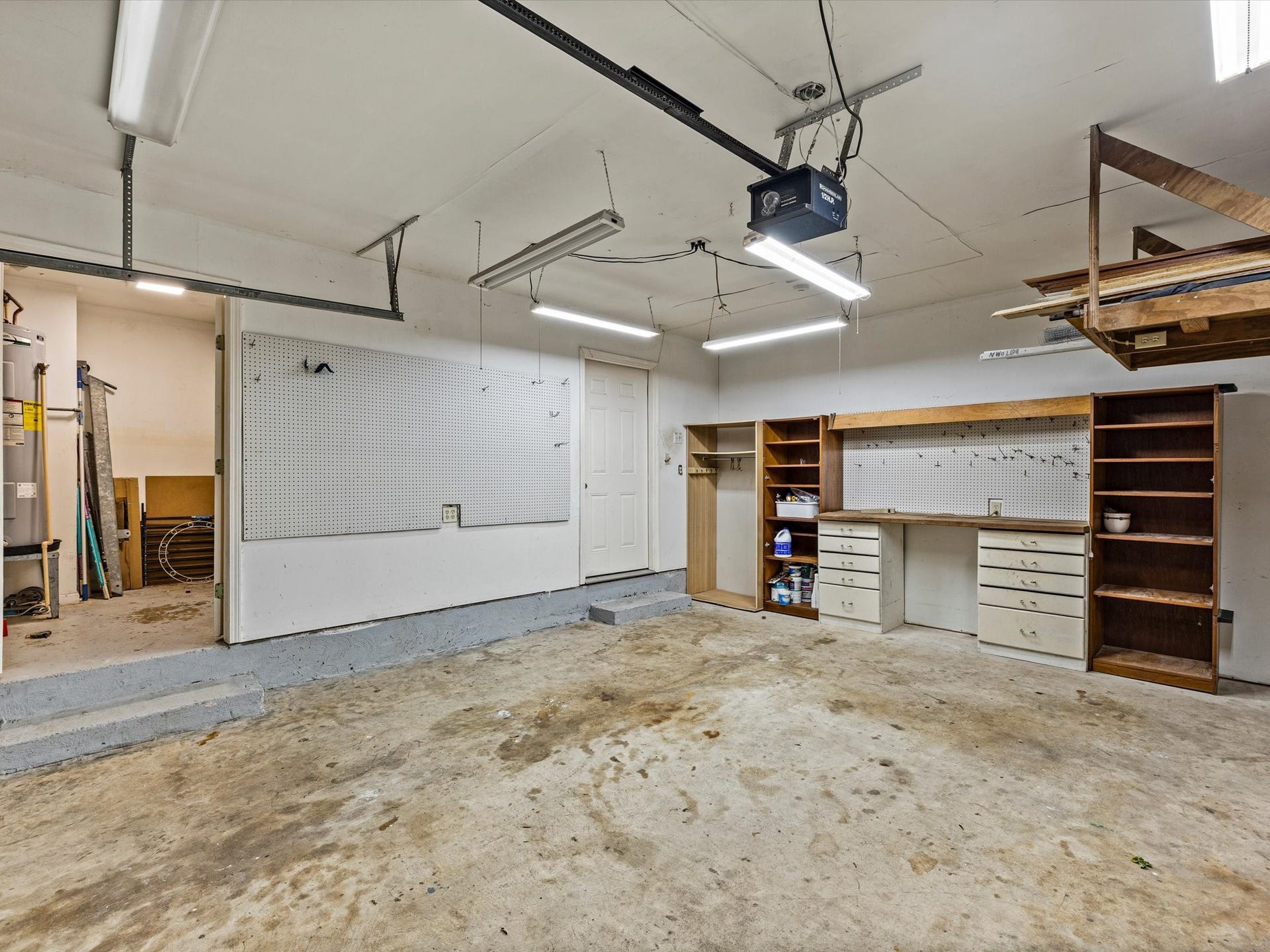 3013 Beluche Drive, Galveston, TX 77551 3013 Beluche Drive, Galveston, TX 77551