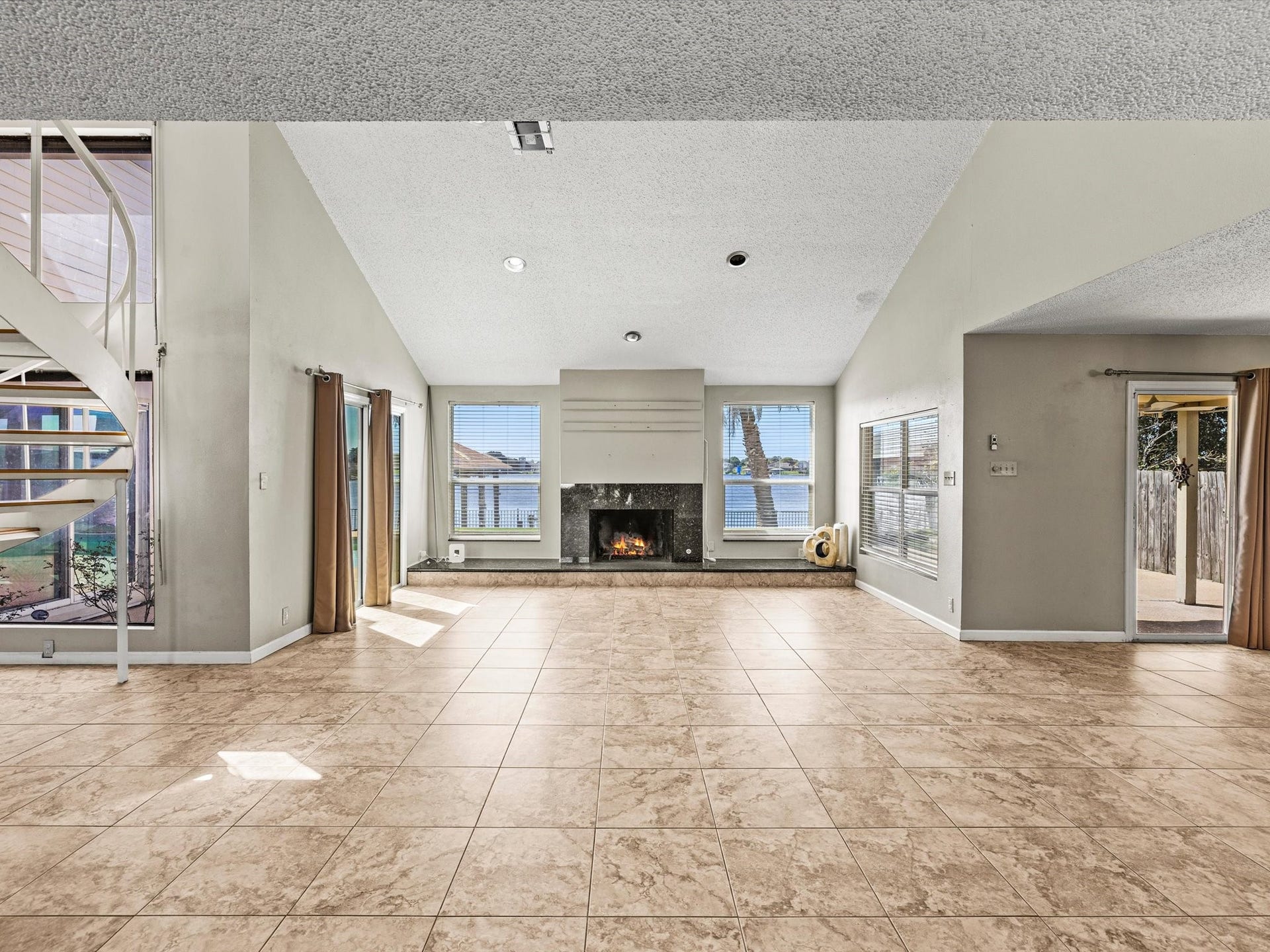 3013 Beluche Drive, Galveston, TX 77551 3013 Beluche Drive, Galveston, TX 77551