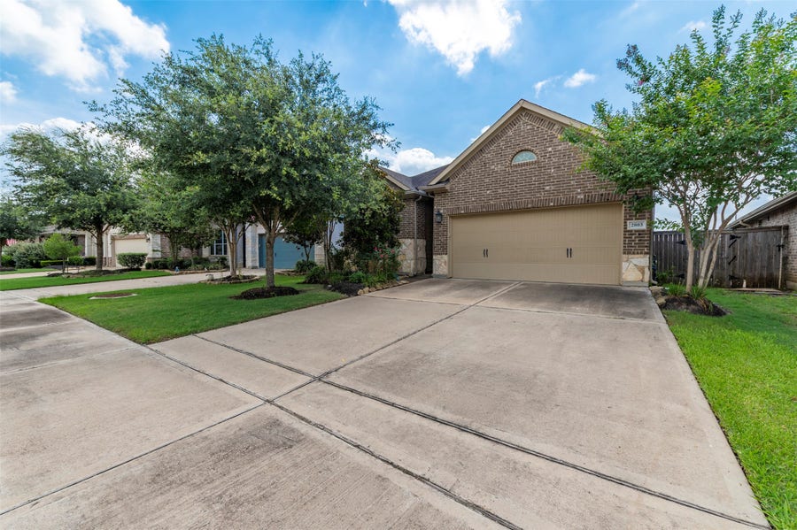 Property photo for 2803 Blue Mist Bend, Brookshire, TX