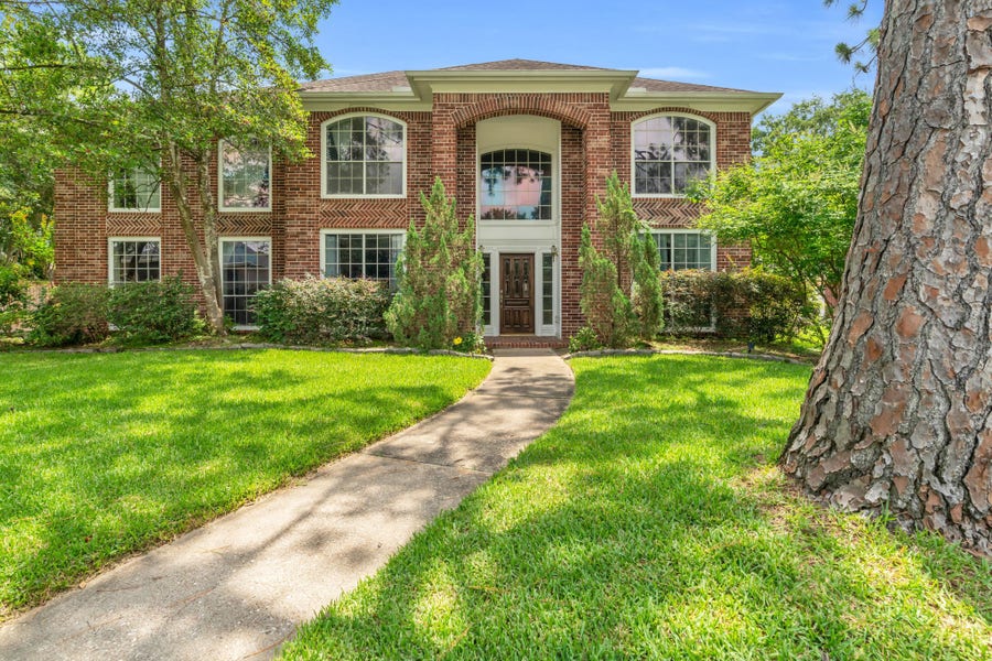 Property photo for 1022 Pinewood Lane, Seabrook, TX