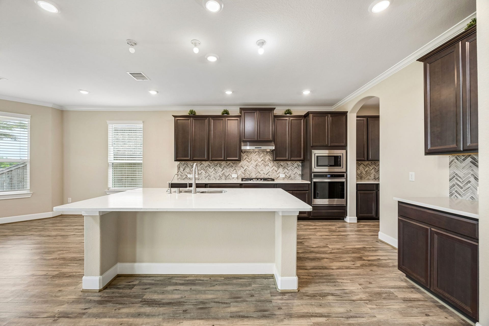 66 Zenith Lane, Sugar Land, TX 77498 66 Zenith Lane, Sugar Land, TX 77498