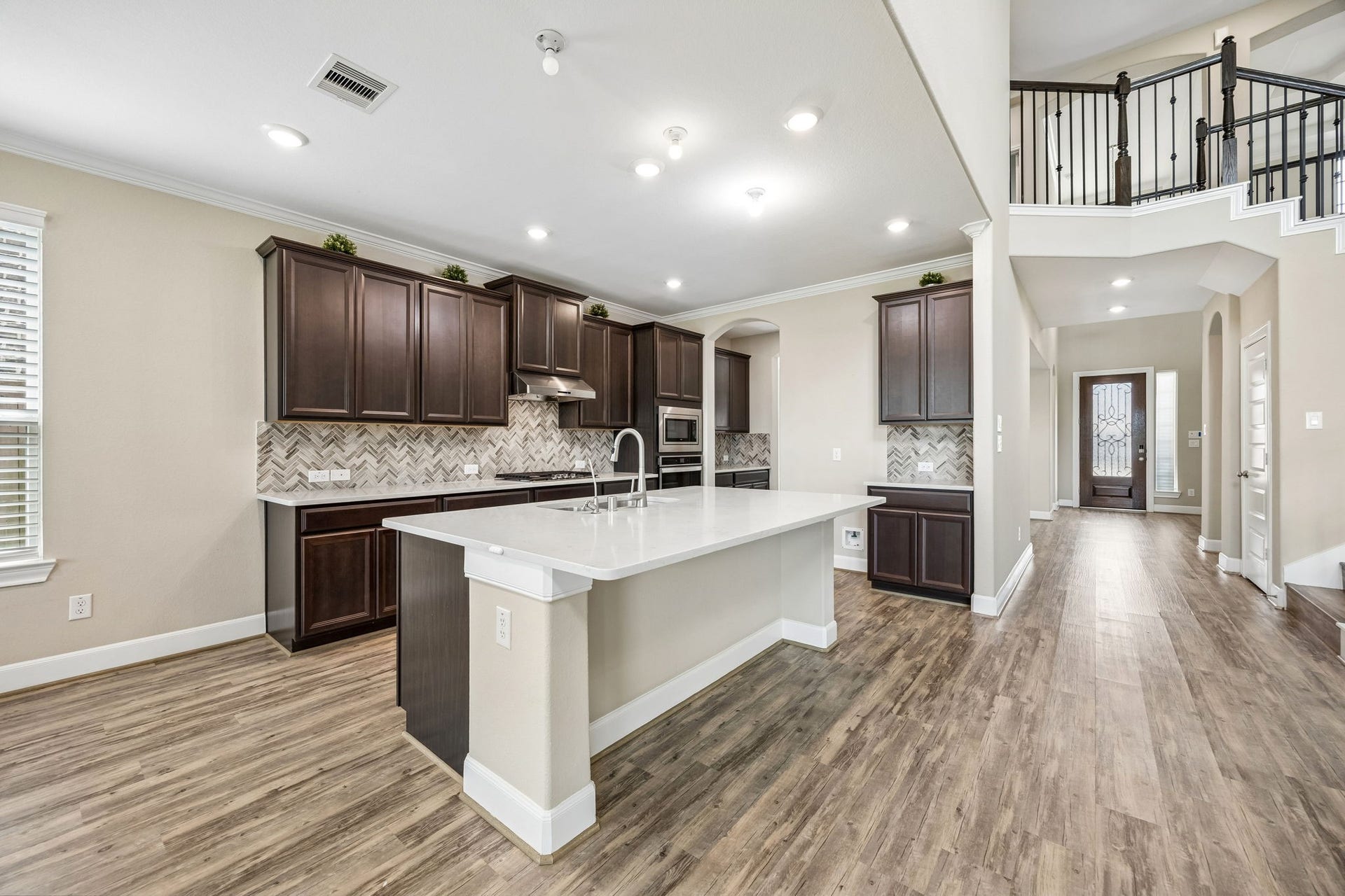 66 Zenith Lane, Sugar Land, TX 77498 66 Zenith Lane, Sugar Land, TX 77498