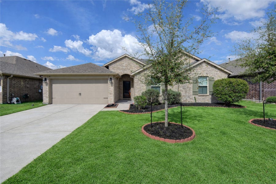 Property photo for 18522 Anderwood Forest Drive, Richmond, TX