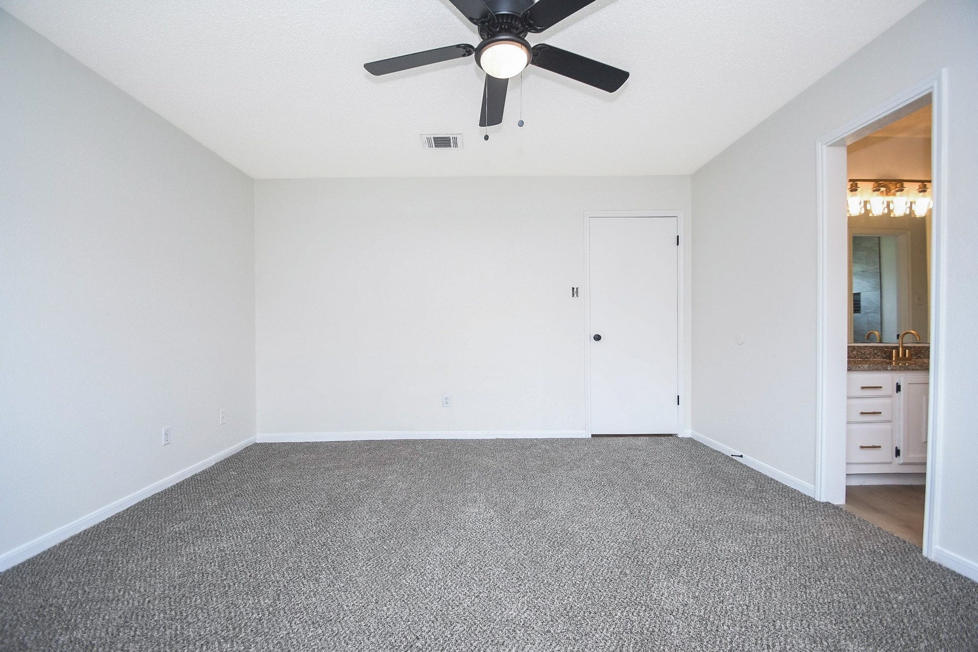 3709 Misty Cove Court, Dickinson, TX 77539 3709 Misty Cove Court, Dickinson, TX 77539