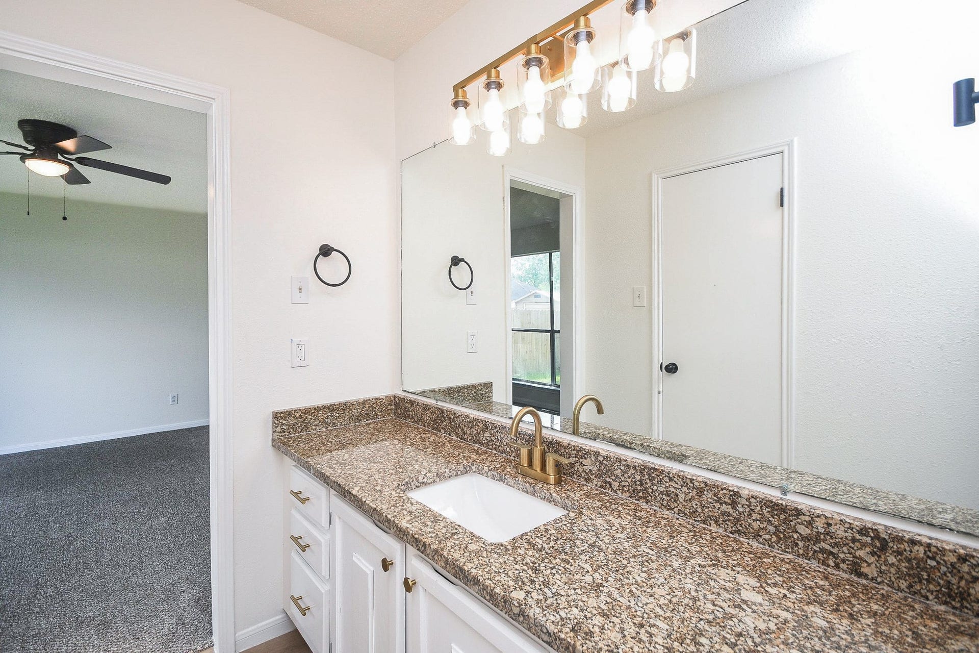 3709 Misty Cove Court, Dickinson, TX 77539 3709 Misty Cove Court, Dickinson, TX 77539