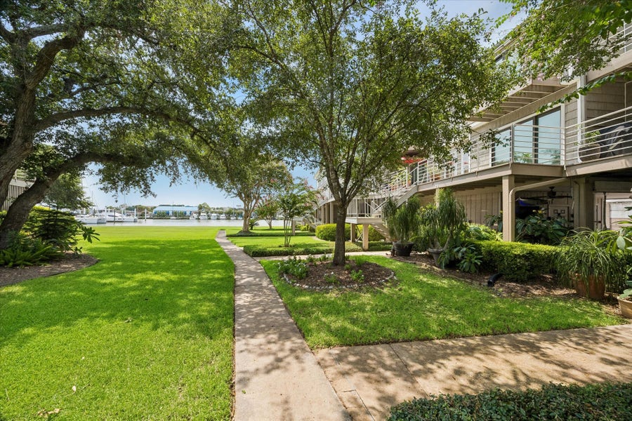 Property photo for 25 Lakewood Lane, #25, Seabrook, TX