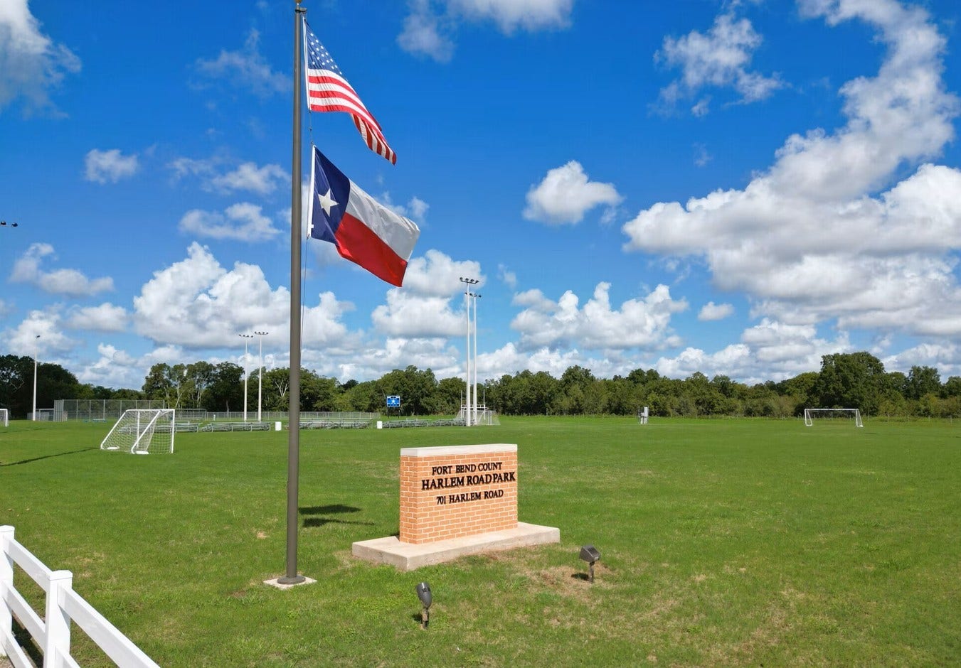 3317 City Heart Avenue, Richmond, TX 77406 Harlem Road Park is a premier local destination for sports enthusiasts and active families, featuring multiple pristine soccer fields and six dedicated pickleball courts. Conveniently located 1 mile away from Indigo, this sprawling Richmond park provides extensive open space and shaded areas, making it the perfect spot for weekend recreation and outdoor fun.