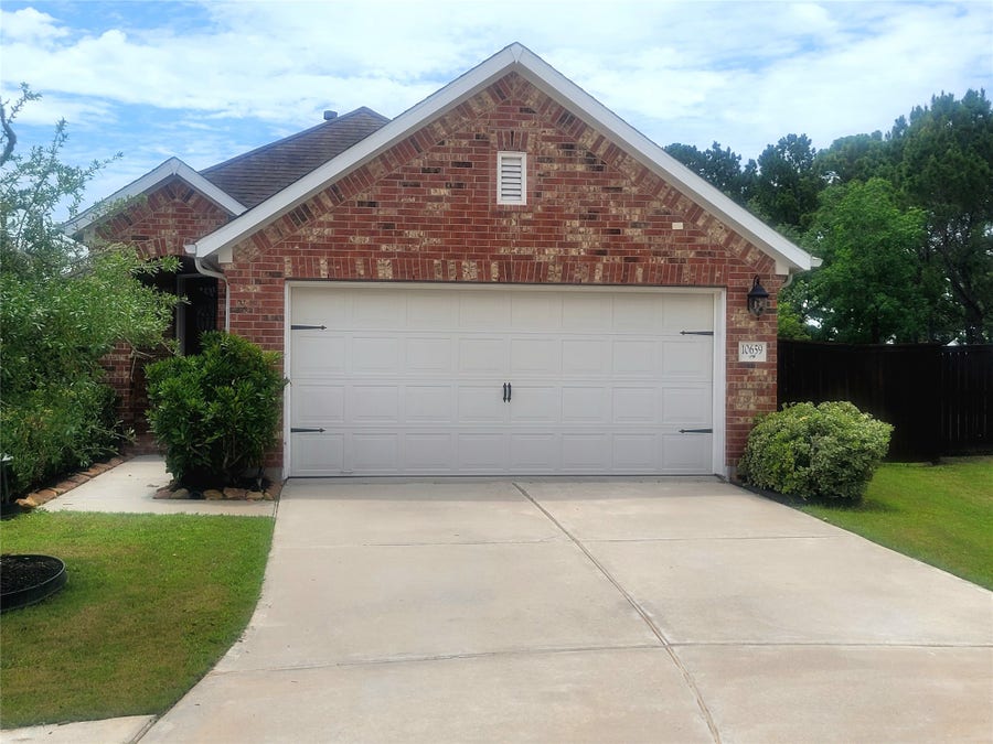 Property photo for 10659 Dolce Lane, Rosharon, TX