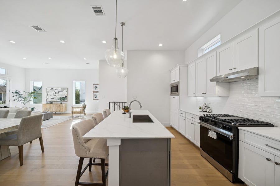 Property photo for 1405 W 21st St, #B, Houston, TX