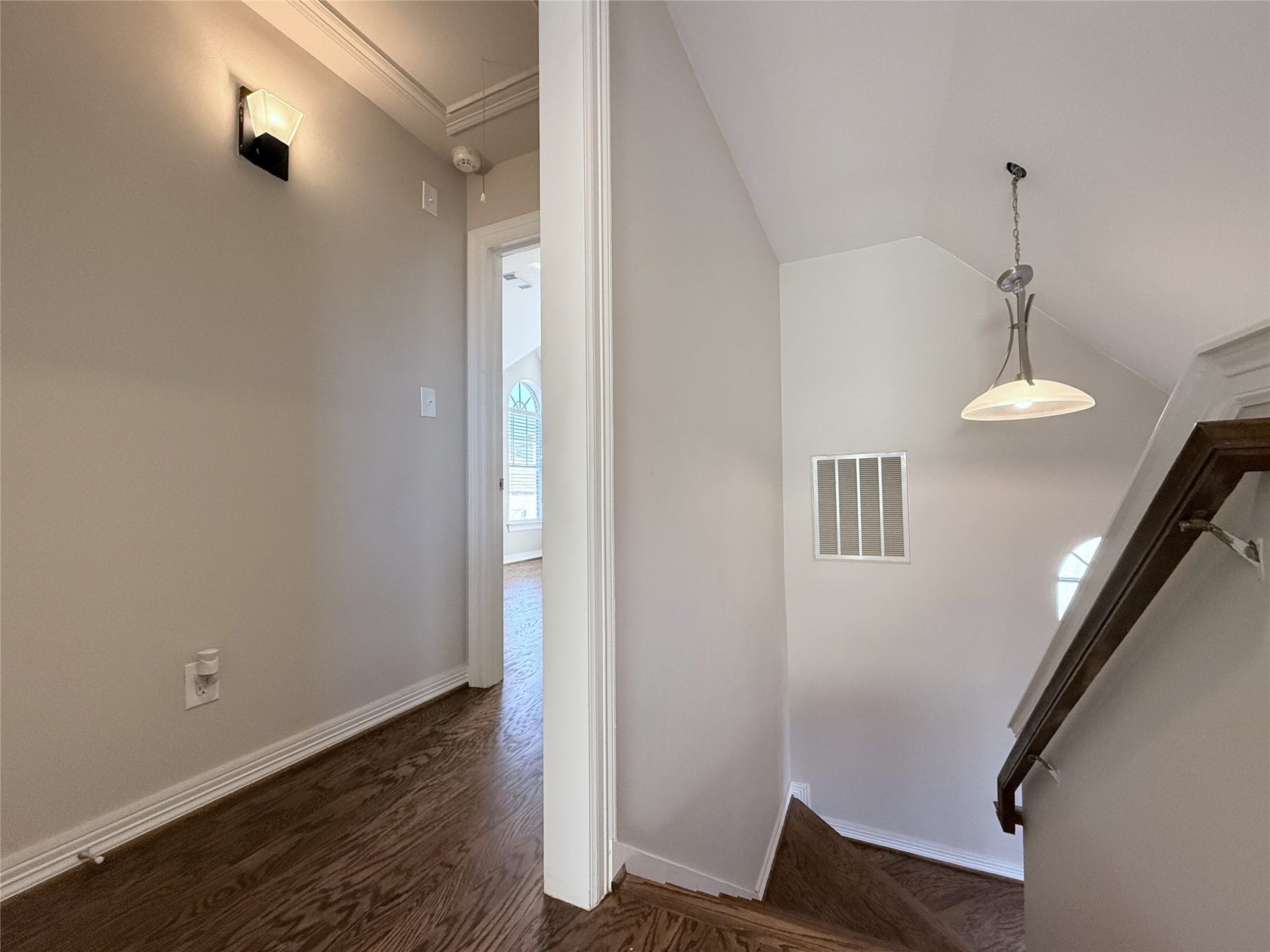 1963 Peden Street, Houston, TX 77019 The beautiful hardwood flooring extends to the 3rd floor. At the top of the stairs on the right, a short hallway leads to a secondary bedroom.
