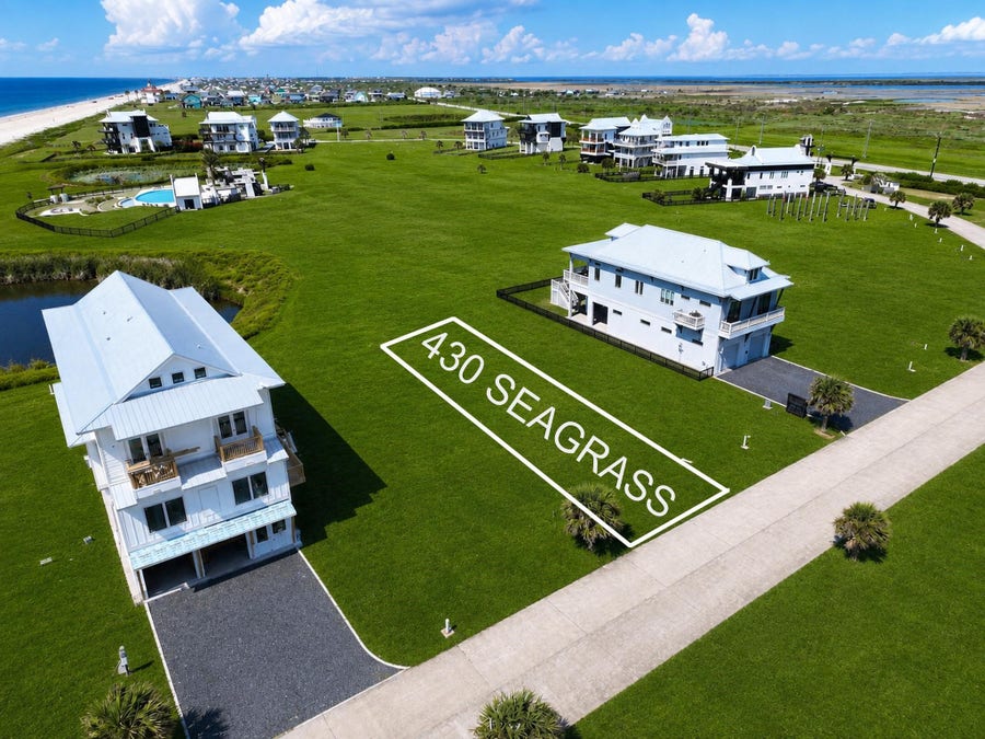 Property photo for 430 Seagrass, Gilchrist, TX