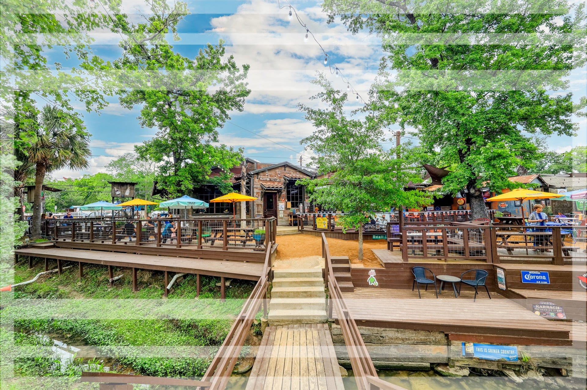 1226 W 21st Street, Houston, TX 77008 Enjoy the countless local Hot Spots like Cedar Creek, Flower Child, Heights Bier Garten, Bungalow Heights, etc