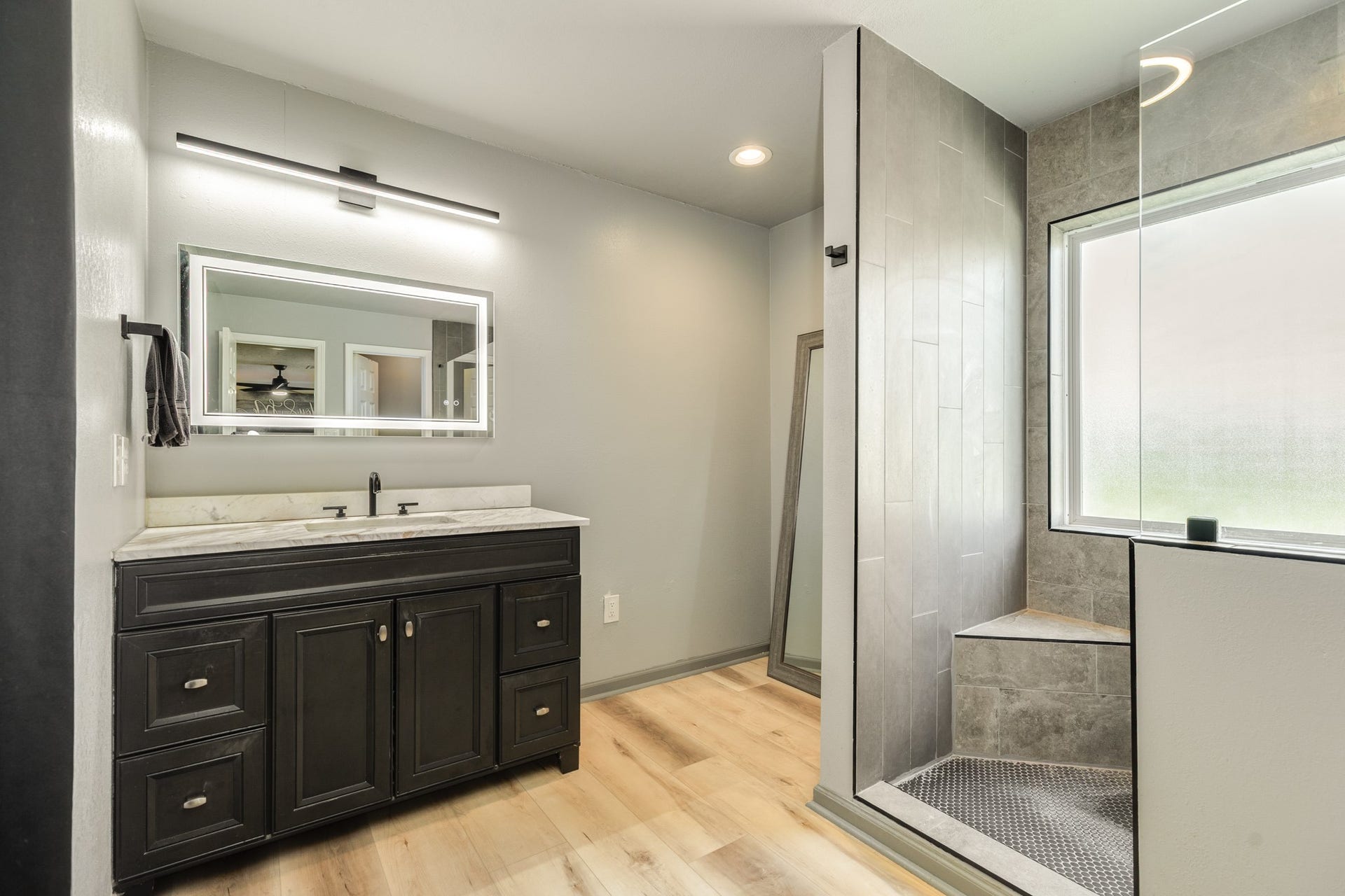 4418 Georgia Street, Santa Fe, TX 77517 4418 Georgia Street, Santa Fe, TX 77517