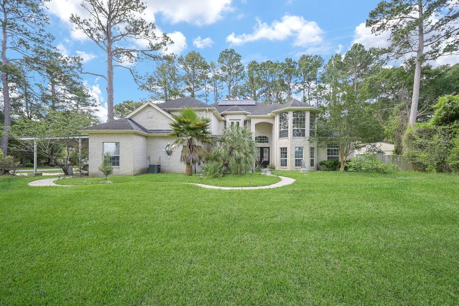 Property photo for 11203 Cypress Way Drive, Houston, TX