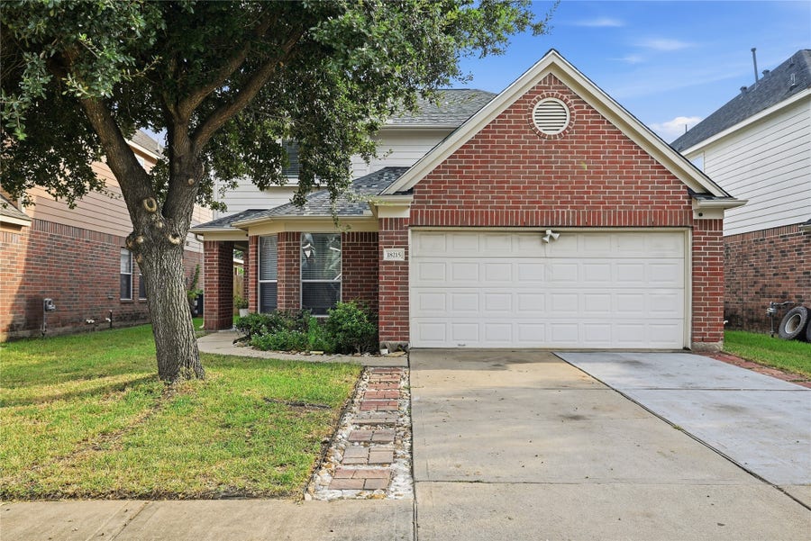 Property photo for 18215 Echo Mar Lane, Houston, TX