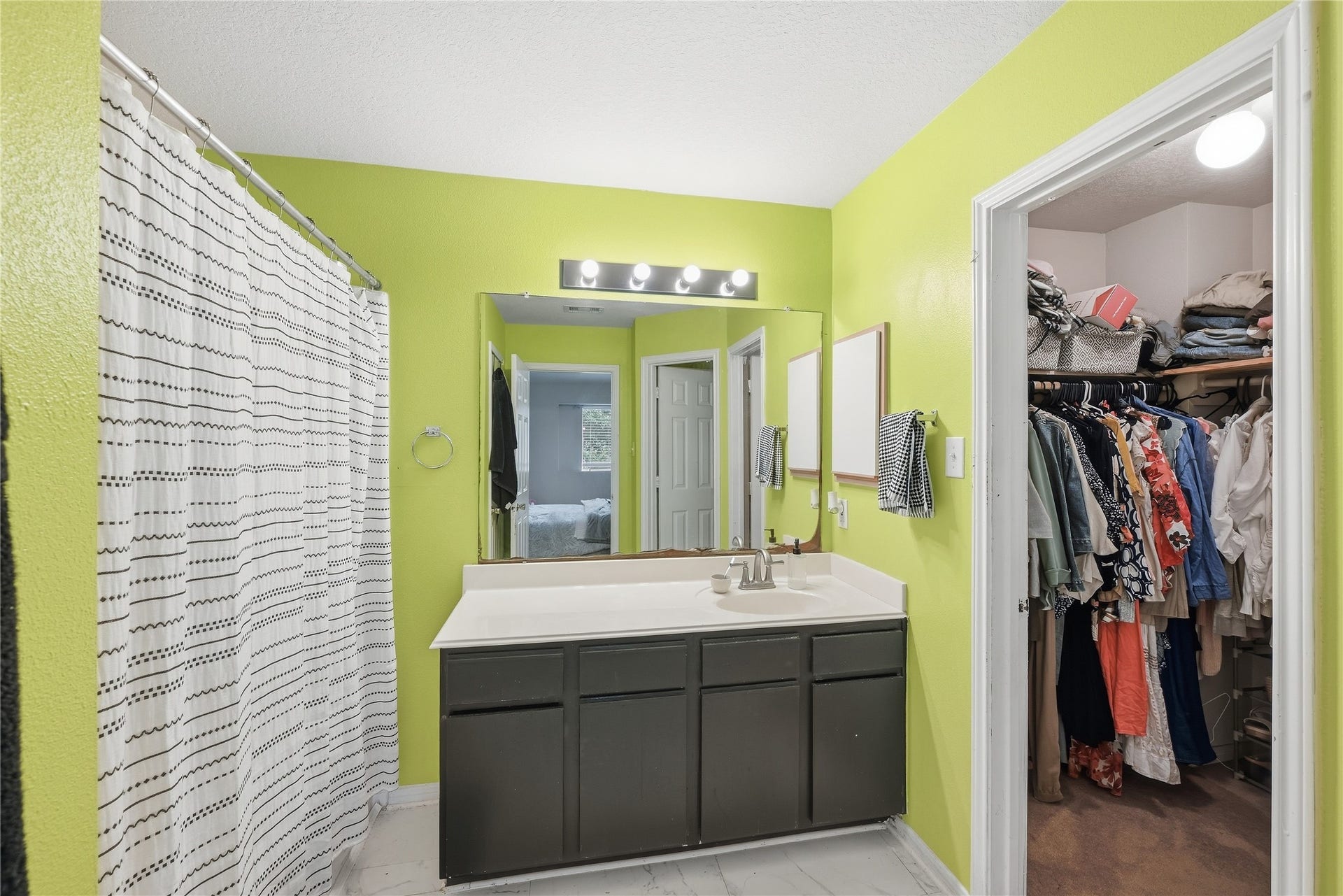 18215 Echo Mar Lane, Houston, TX 77084 Master bathroom