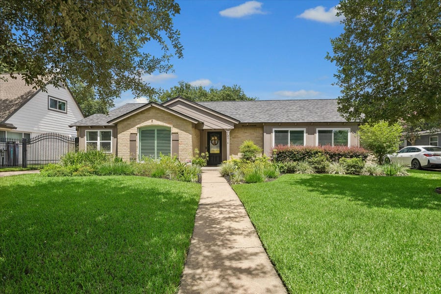 Property photo for 3014 Kevin Lane, Houston, TX