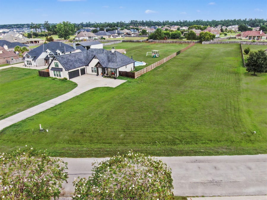 Property photo for 11674 Grandview Drive, Montgomery, TX