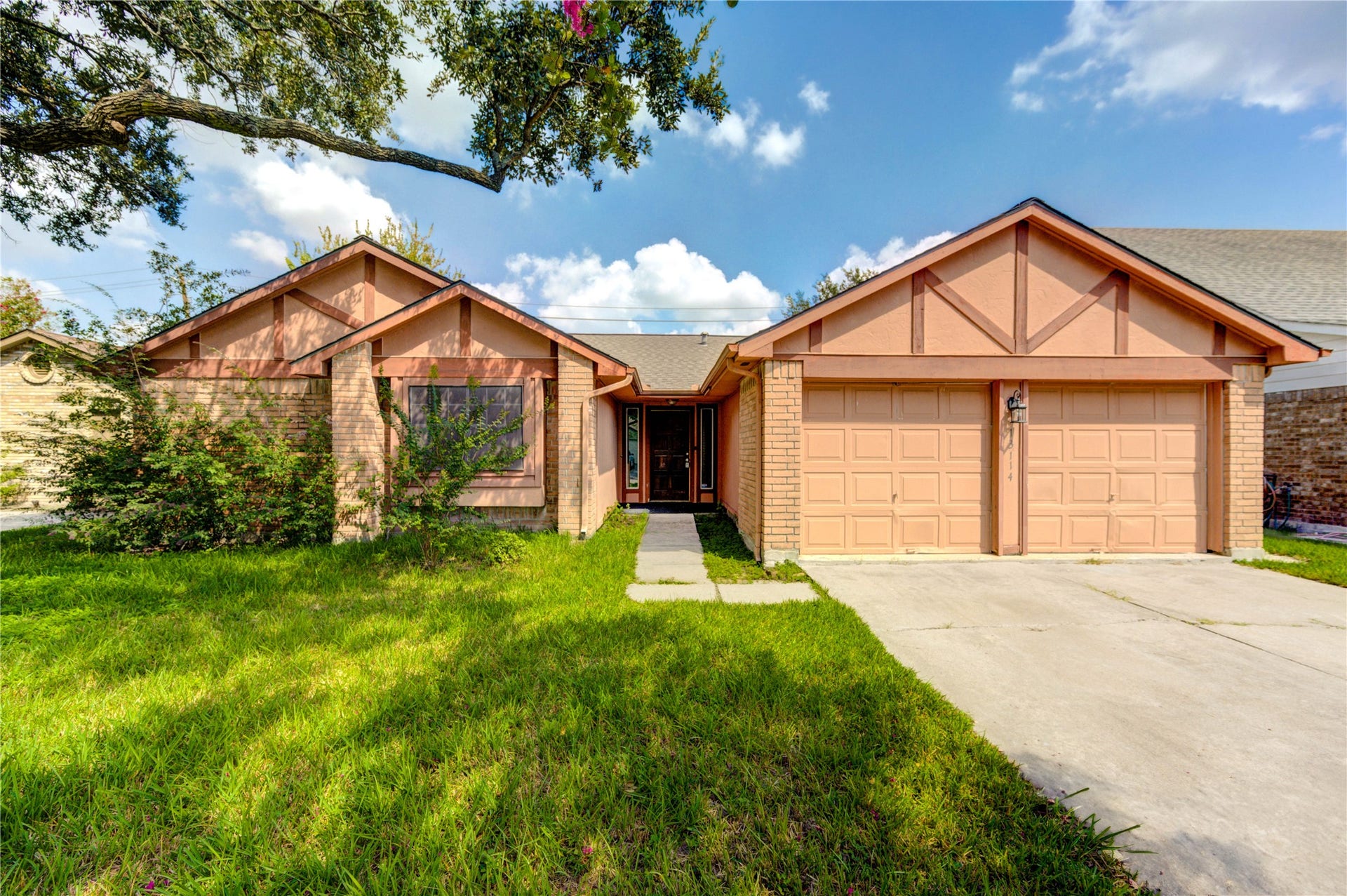 13114 Nantucket Drive, Sugar Land, TX 77478 13114 Nantucket Drive, Sugar Land, TX 77478