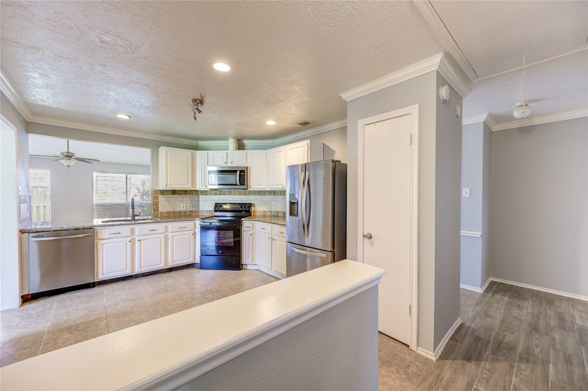 13114 Nantucket Drive, Sugar Land, TX 77478 13114 Nantucket Drive, Sugar Land, TX 77478