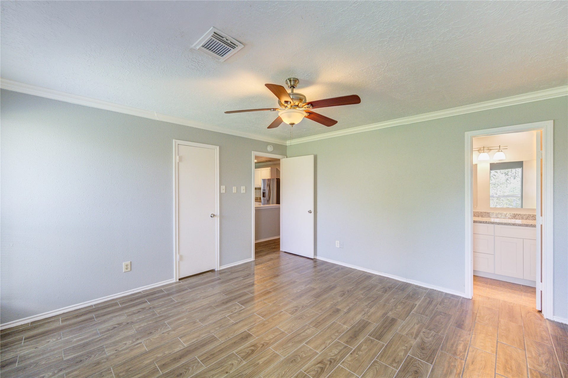 13114 Nantucket Drive, Sugar Land, TX 77478 13114 Nantucket Drive, Sugar Land, TX 77478