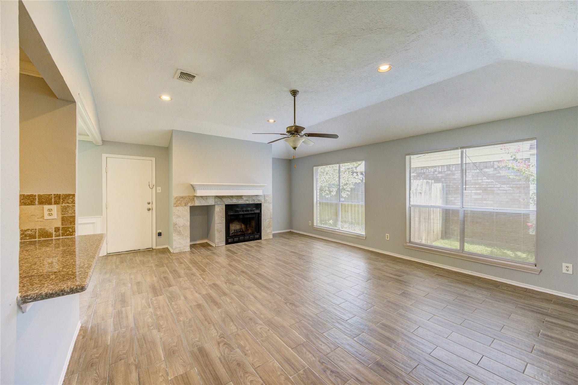 13114 Nantucket Drive, Sugar Land, TX 77478 13114 Nantucket Drive, Sugar Land, TX 77478