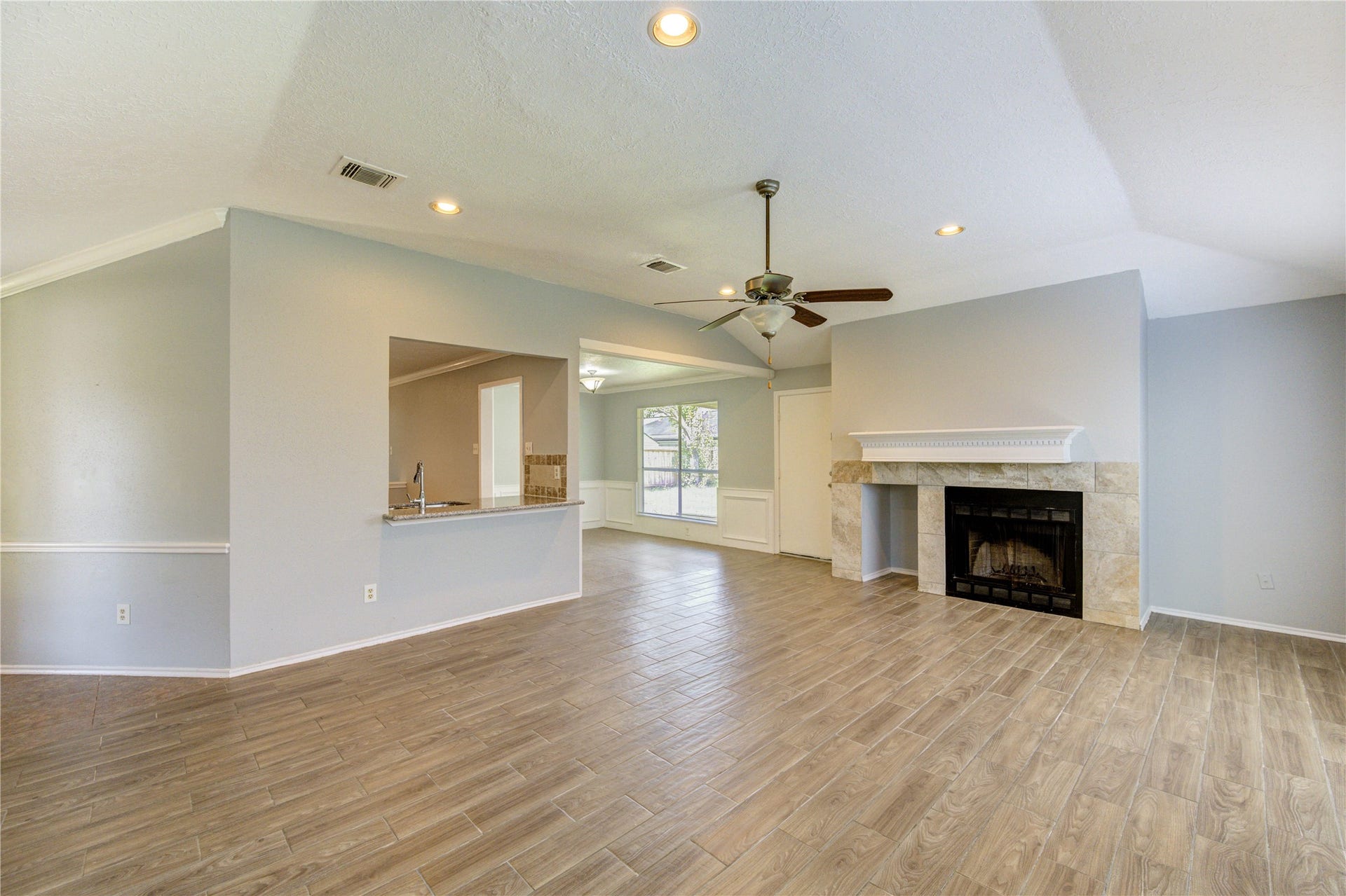 13114 Nantucket Drive, Sugar Land, TX 77478 13114 Nantucket Drive, Sugar Land, TX 77478