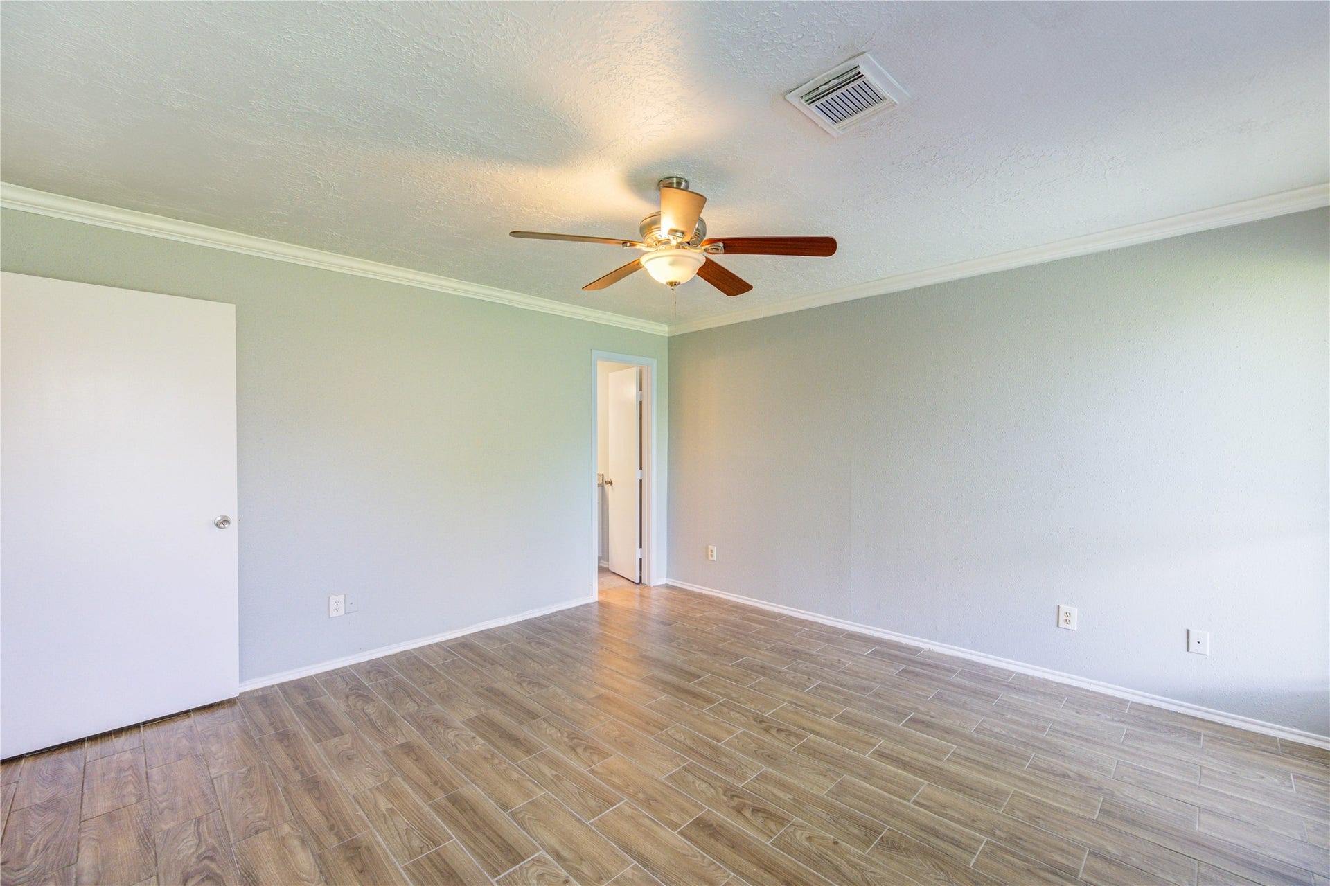 13114 Nantucket Drive, Sugar Land, TX 77478 13114 Nantucket Drive, Sugar Land, TX 77478