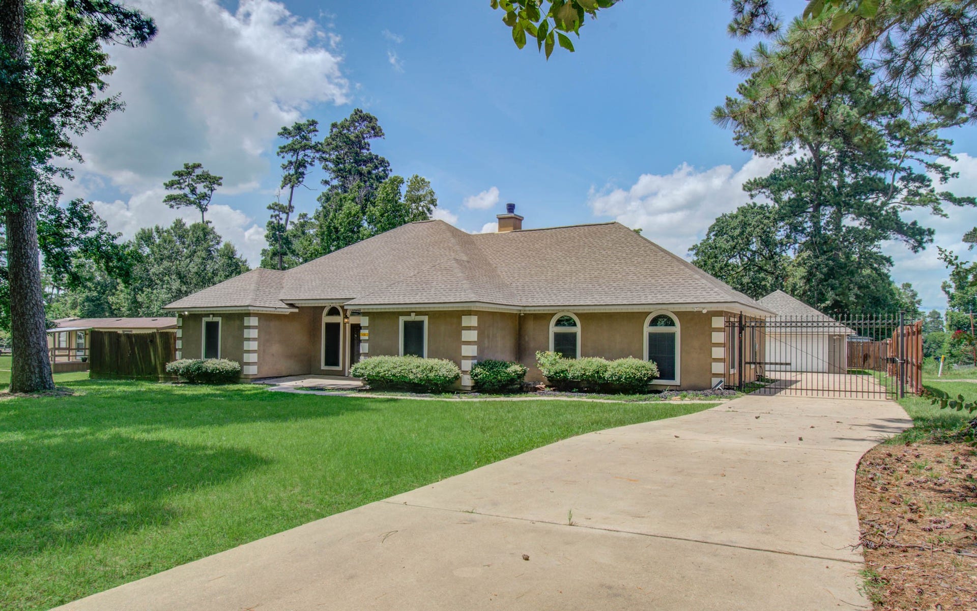 14902 Cactus Wren Drive, Tomball, TX 77377 14902 Cactus Wren Drive, Tomball, TX 77377